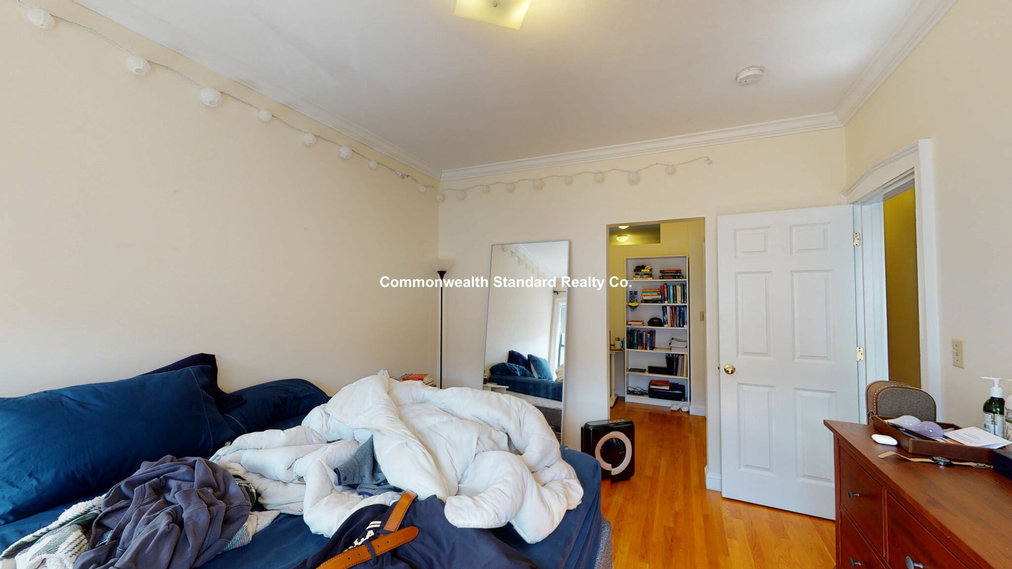 4 Park Vale Ave, Allston