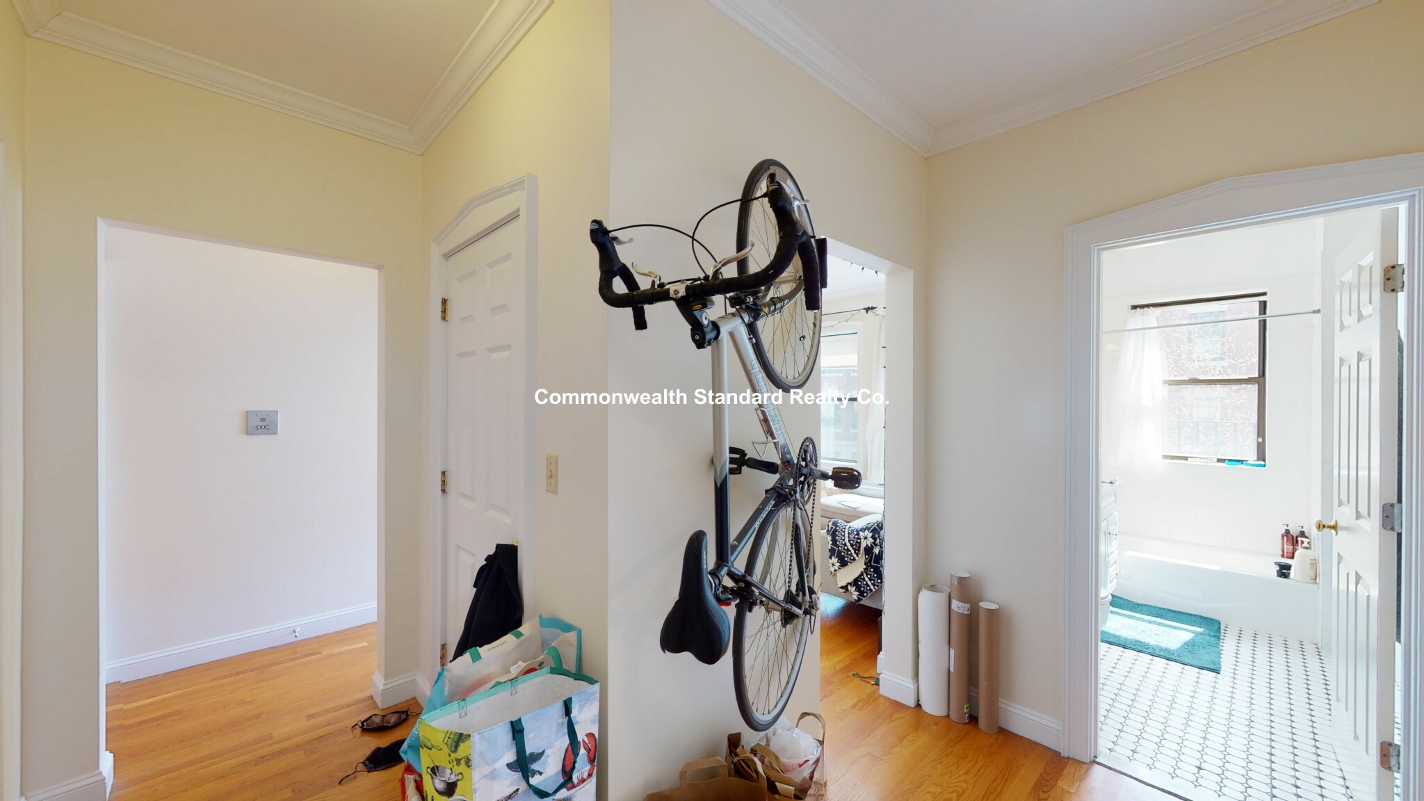 4 Park Vale Ave, Allston