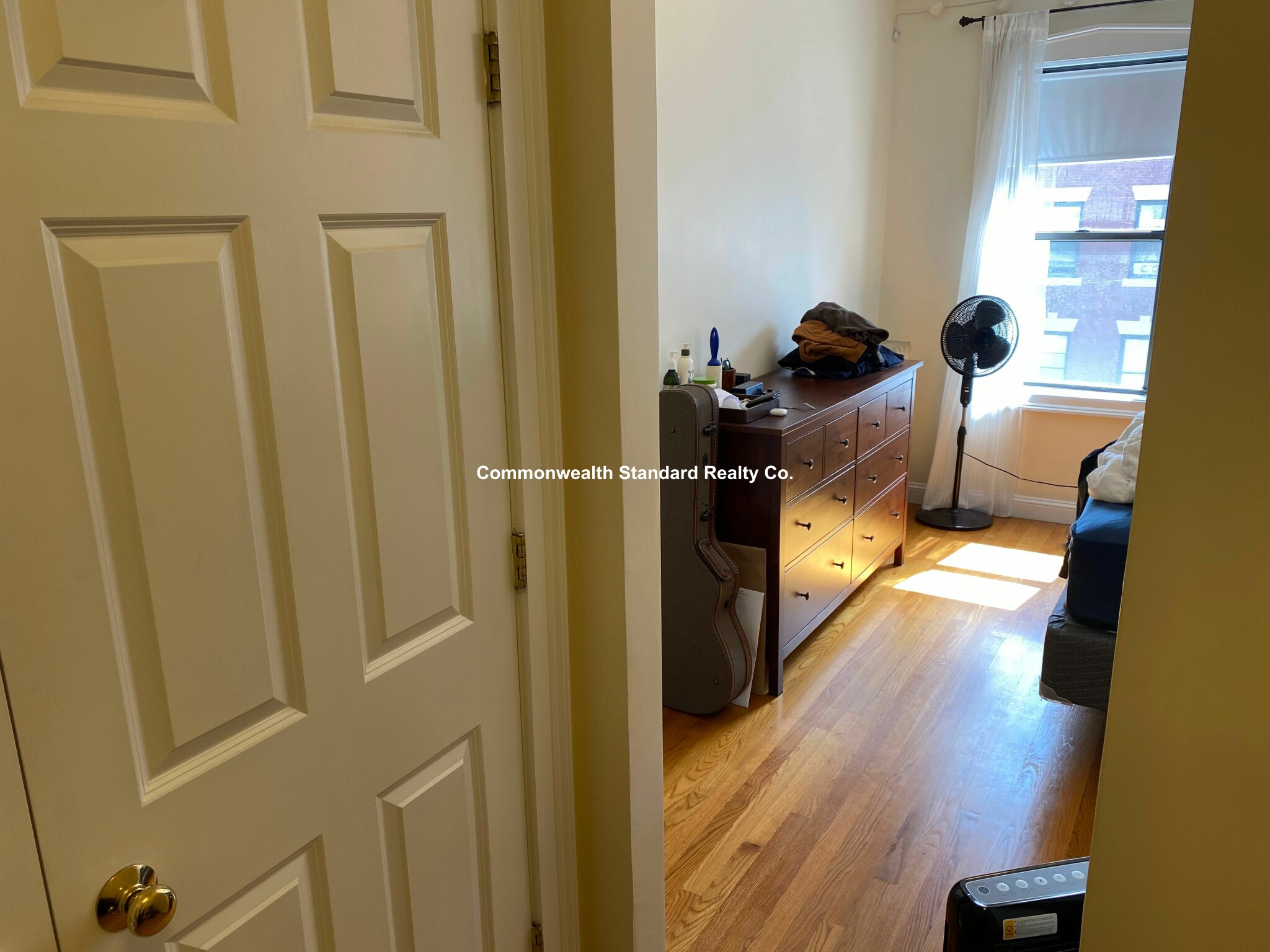 4 Park Vale Ave, Allston