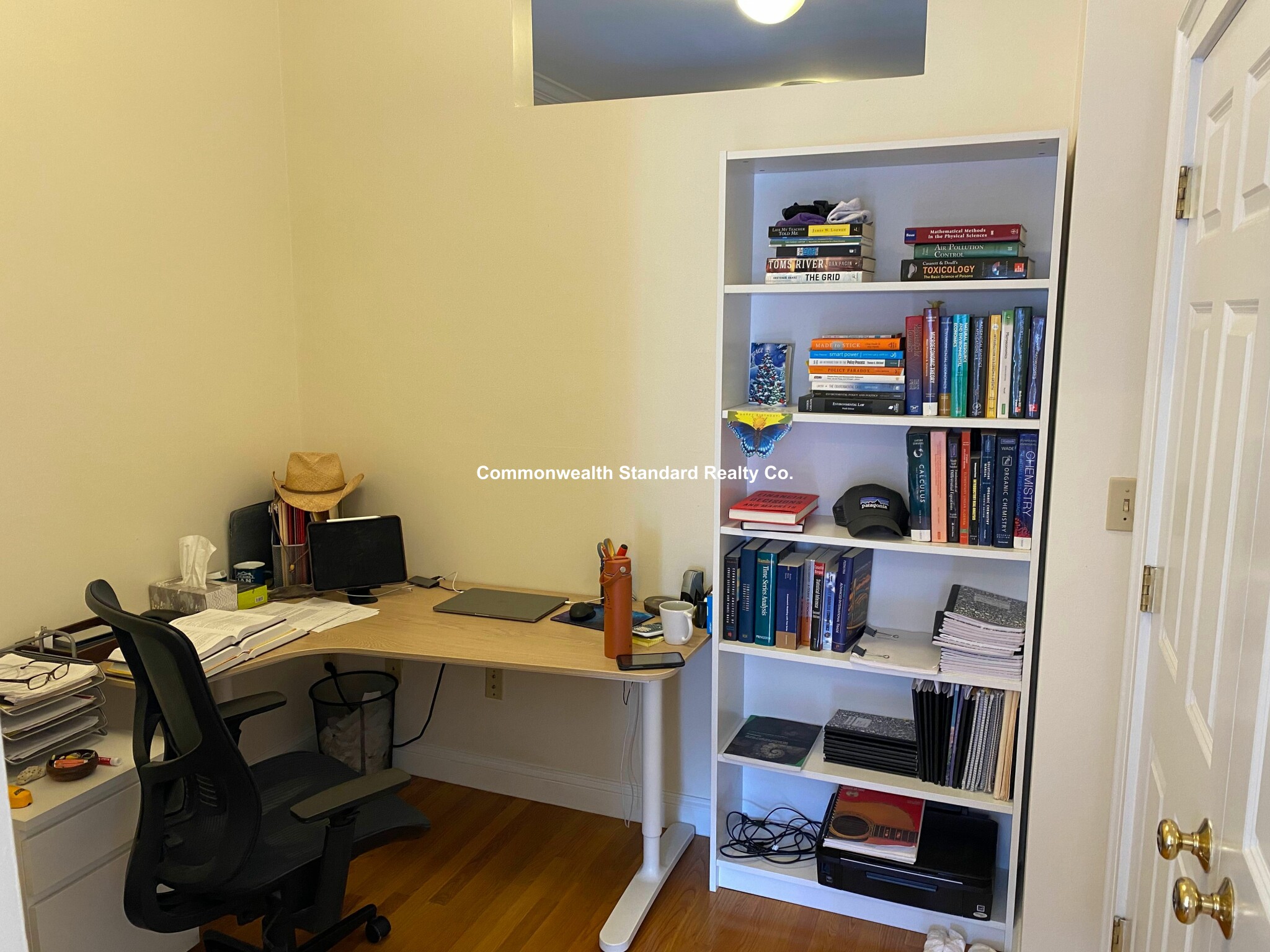 4 Park Vale Ave, Allston