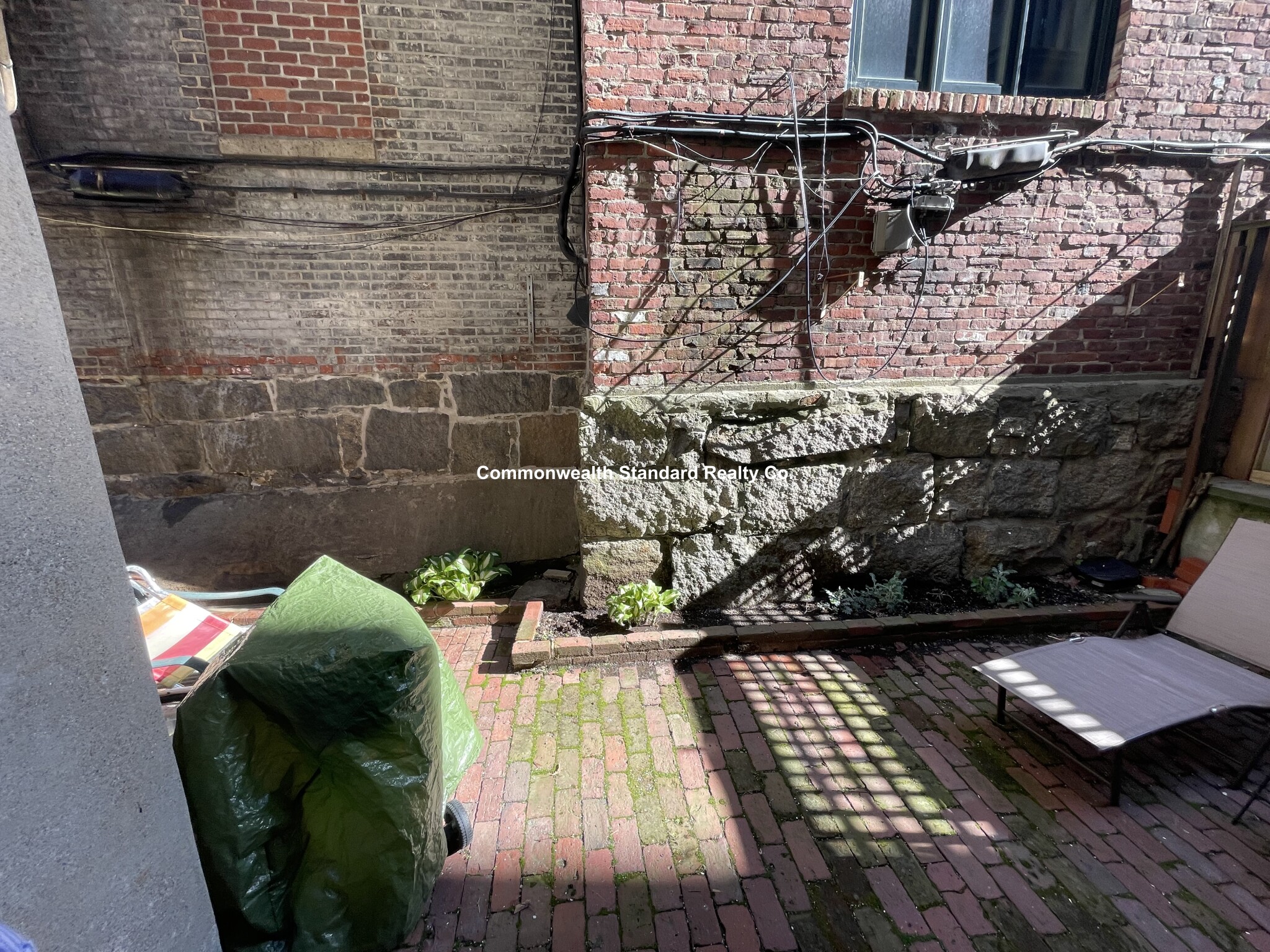 2 bed, 1 bath apartment for rent at 20 Lime St Unit A, Beacon Hill — photo 5 of 32
