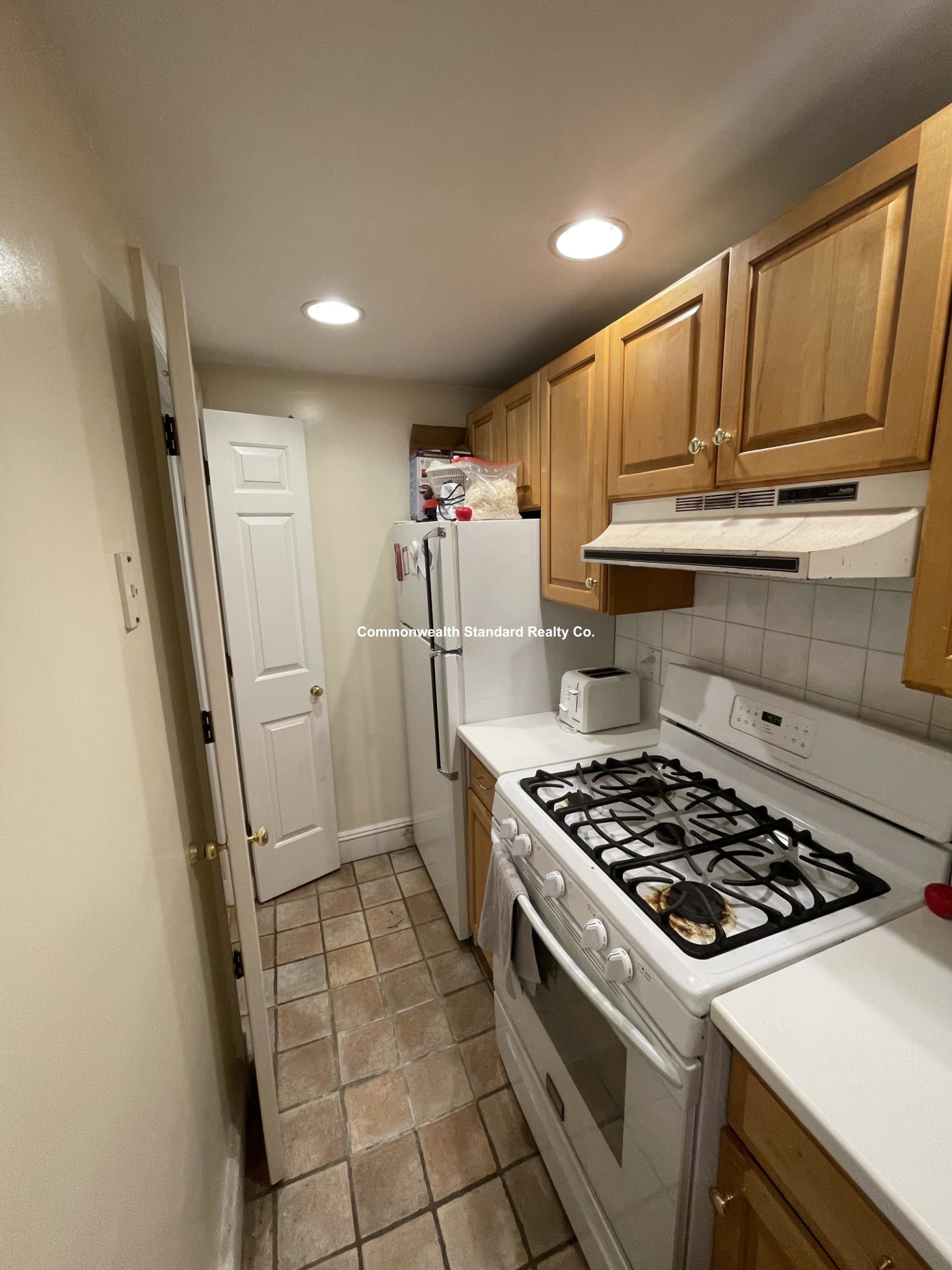 2 bed, 1 bath apartment for rent at 20 Lime St Unit A, Beacon Hill — photo 31 of 32