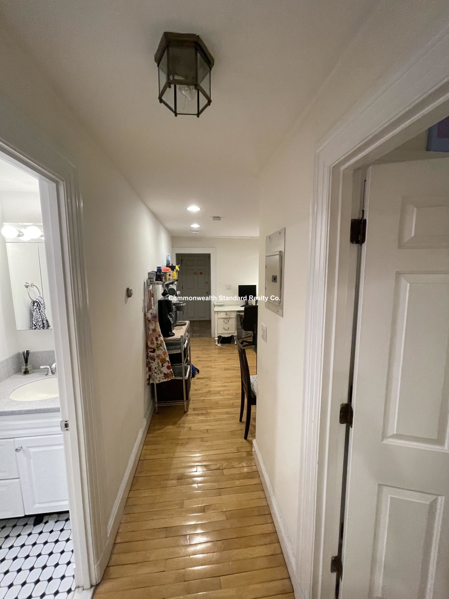 2 bed, 1 bath apartment for rent at 20 Lime St Unit A, Beacon Hill — photo 21 of 32