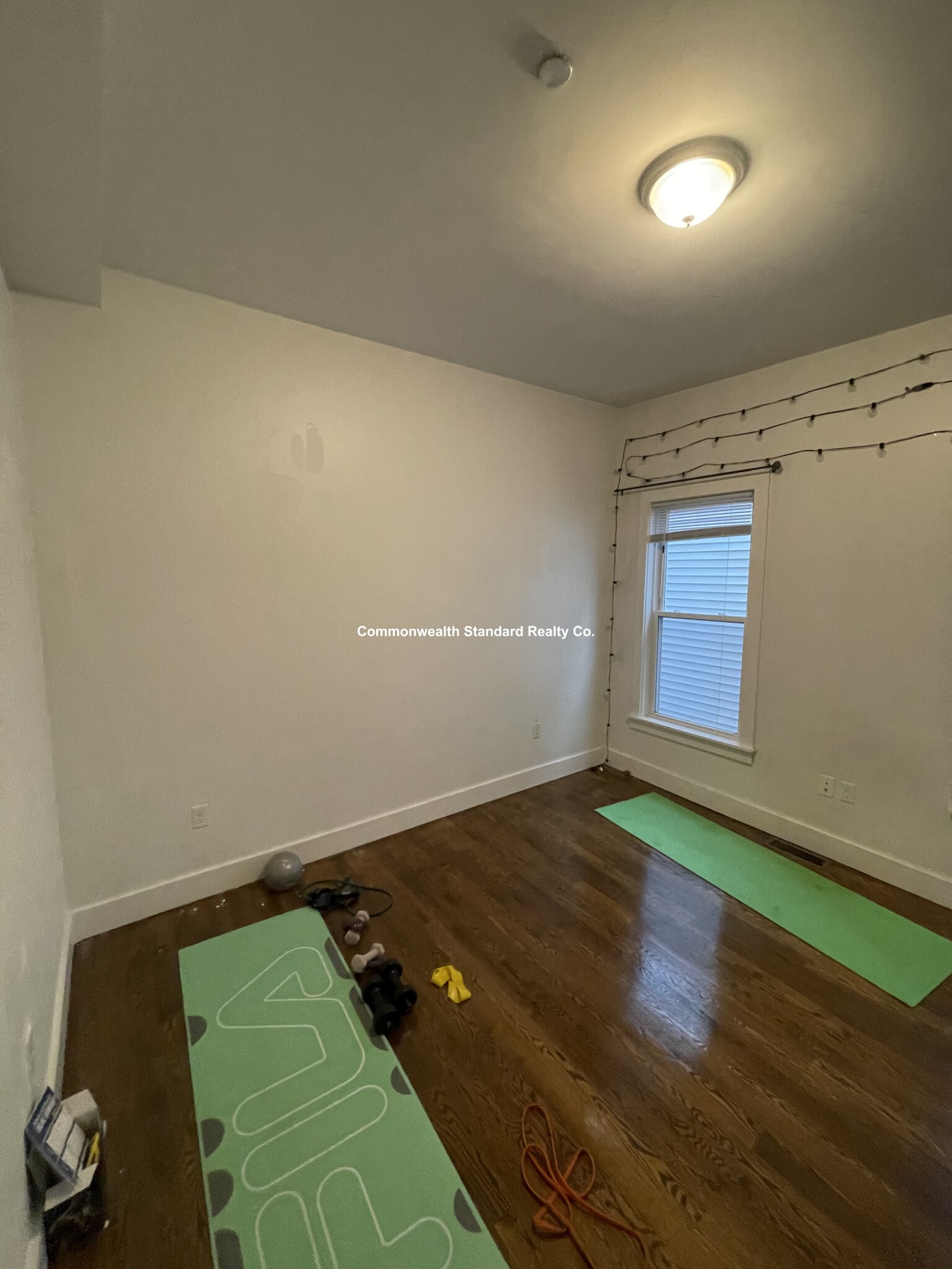 4 bed, 2 bath apartment for rent at 376 Windsor St Unit 1, Kendall Square — photo 8 of 11
