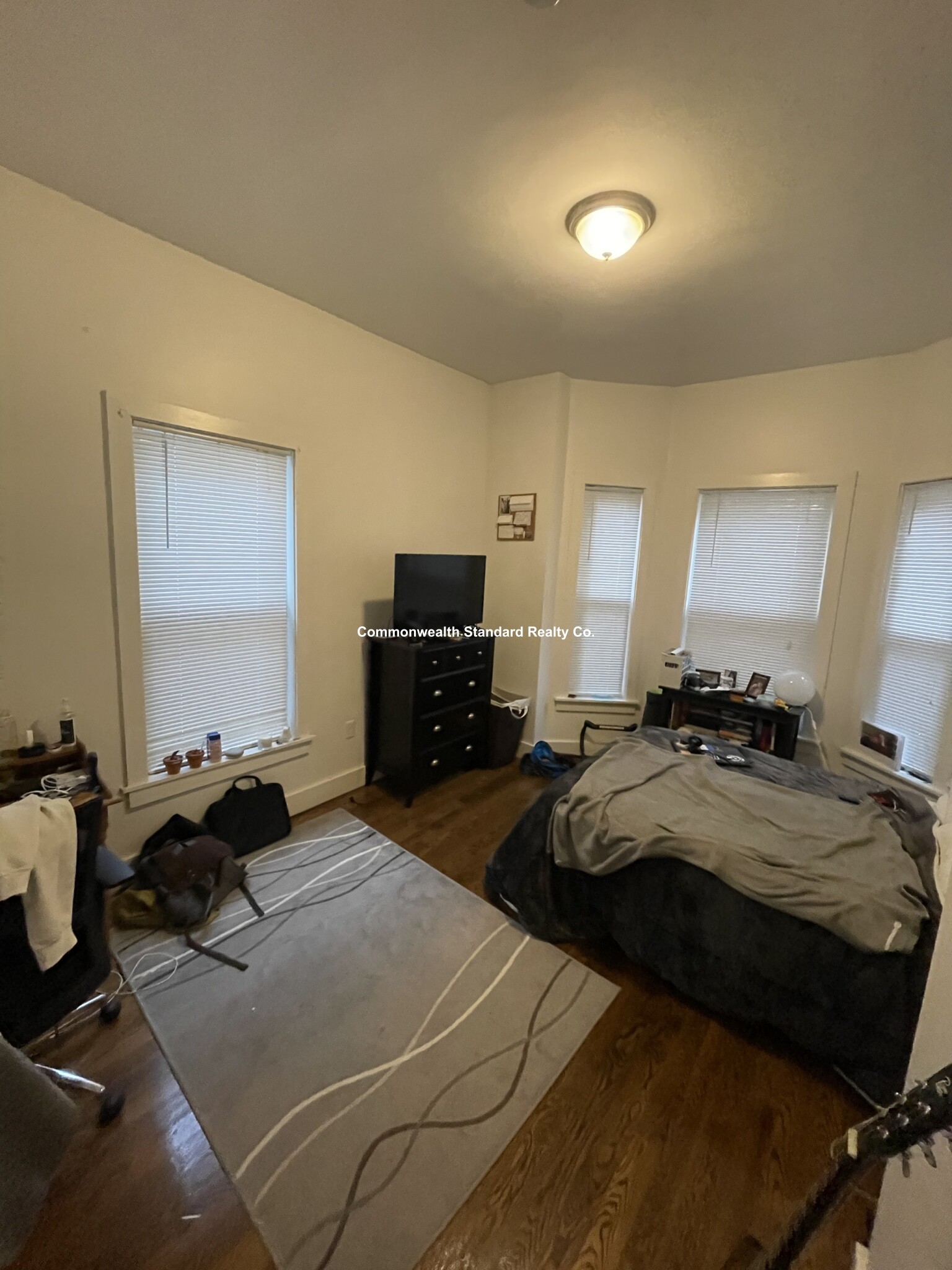 4 bed, 2 bath apartment for rent at 376 Windsor St Unit 1, Kendall Square — photo 9 of 11