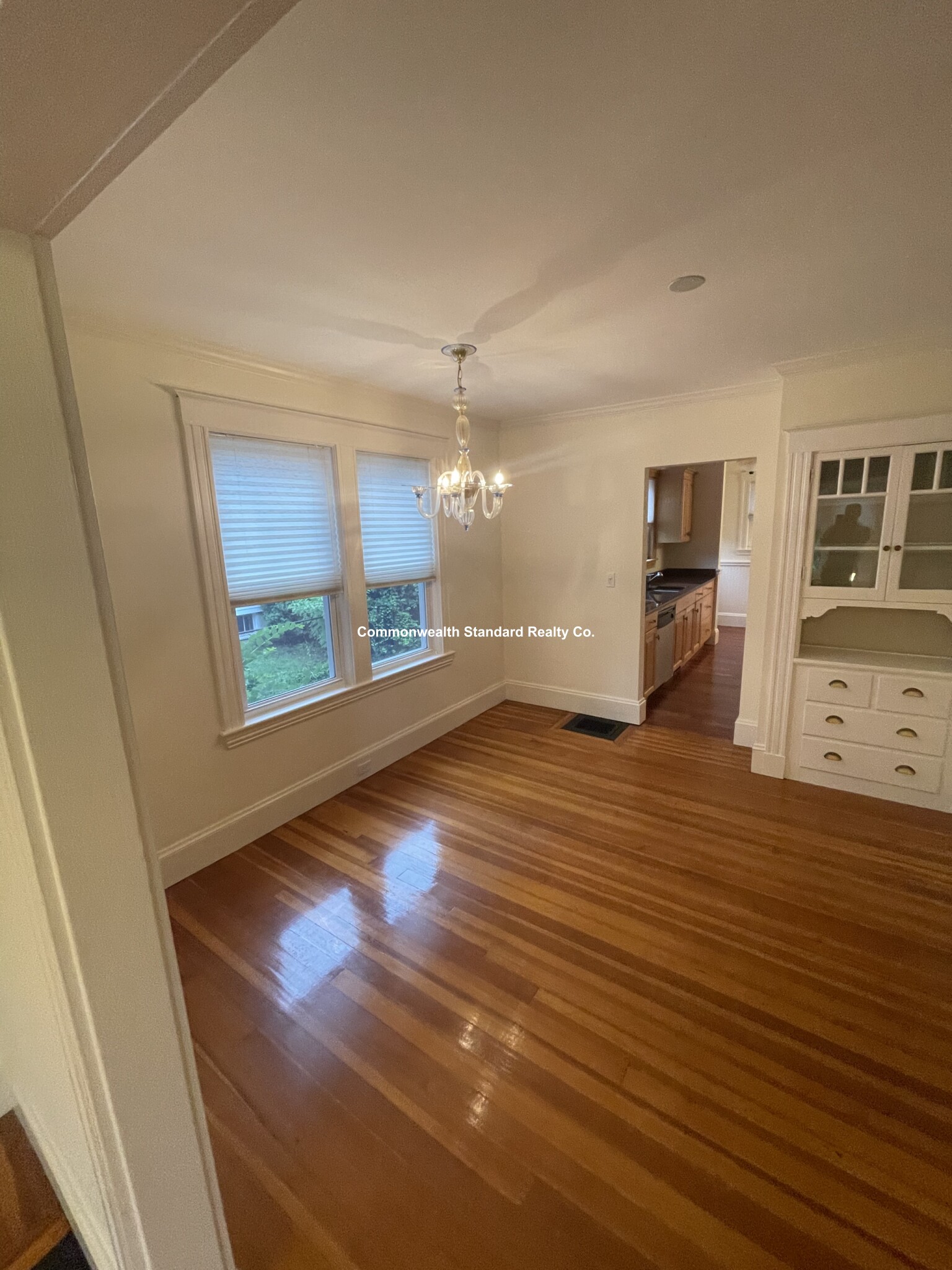 17 Hillside Rd, Newton Highlands