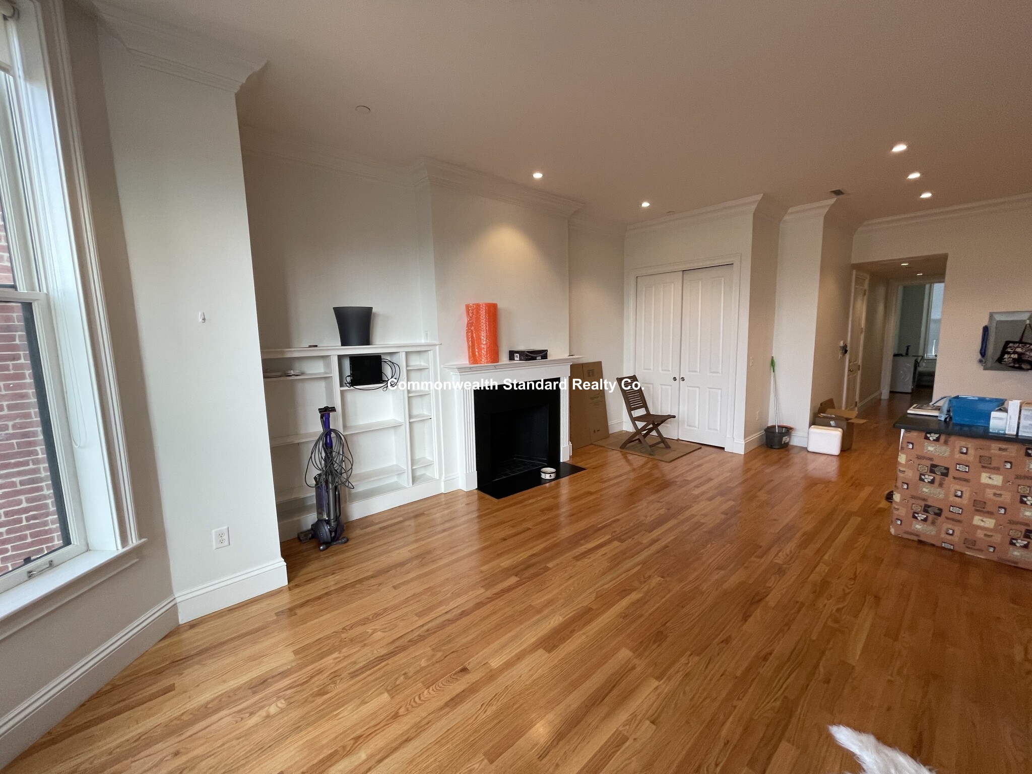 1 bed, 1 bath apartment for rent at 300 Beacon St Unit 2, Back Bay — photo 34 of 36