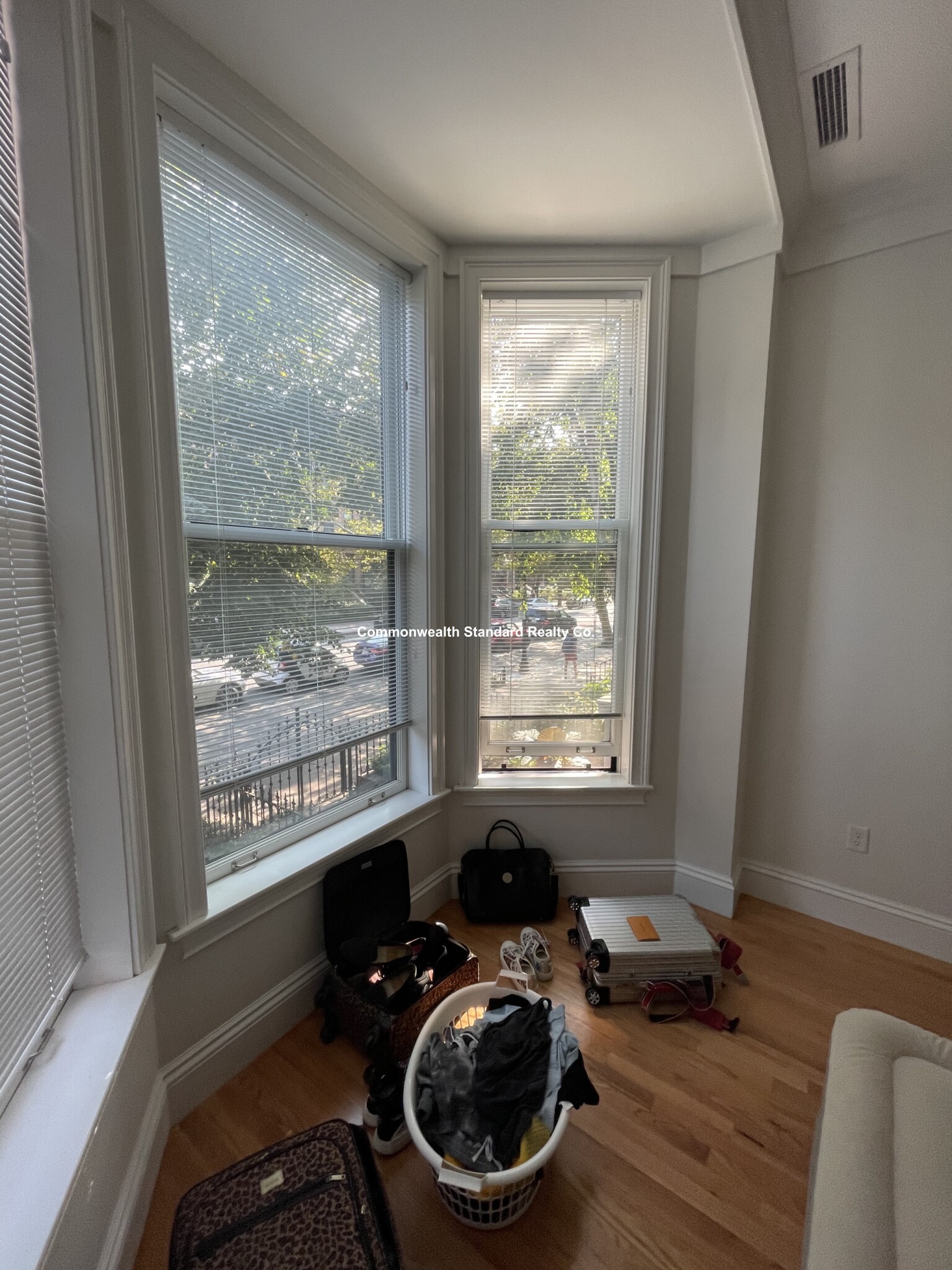 1 bed, 1 bath apartment for rent at 300 Beacon St Unit 2, Back Bay — photo 30 of 36