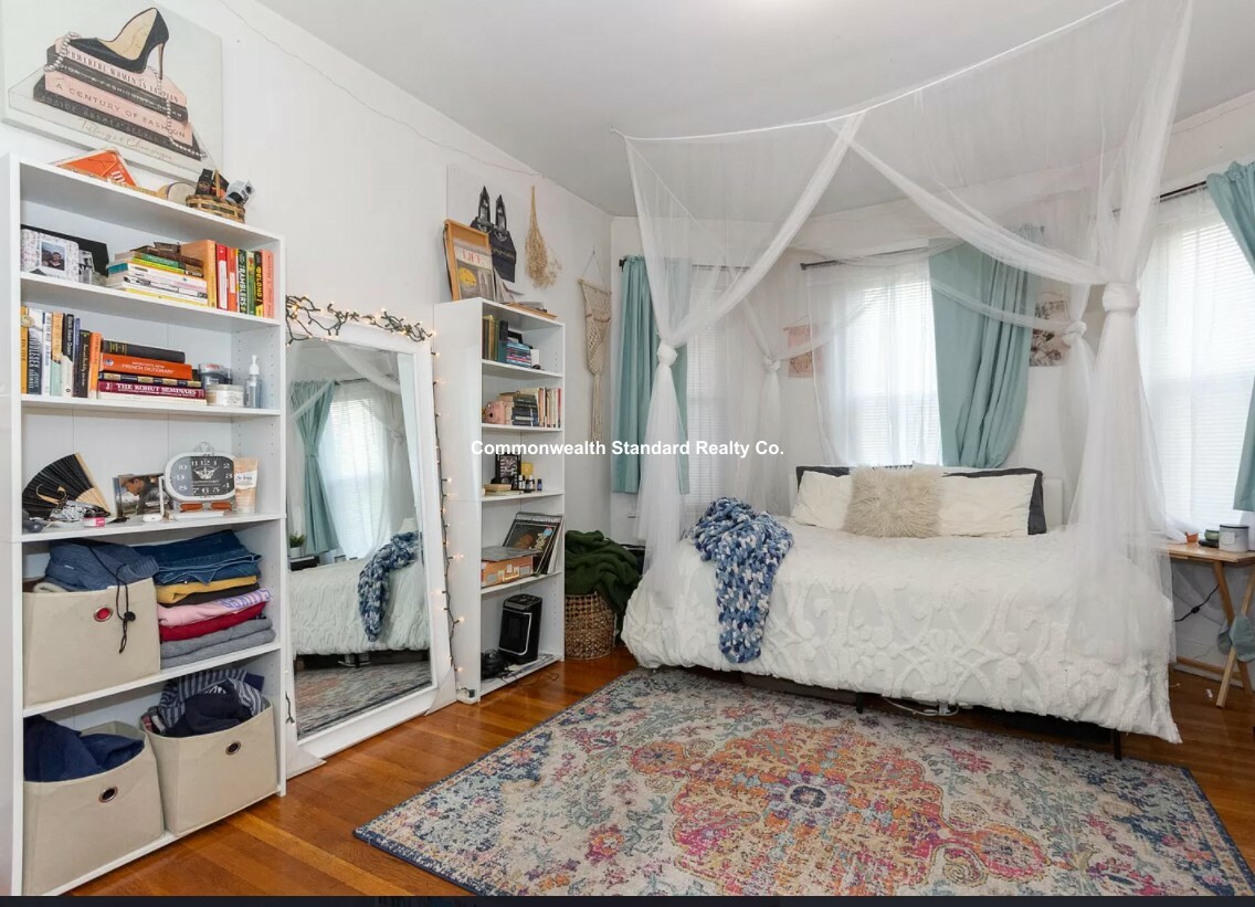 7 Gardner Ter, Allston