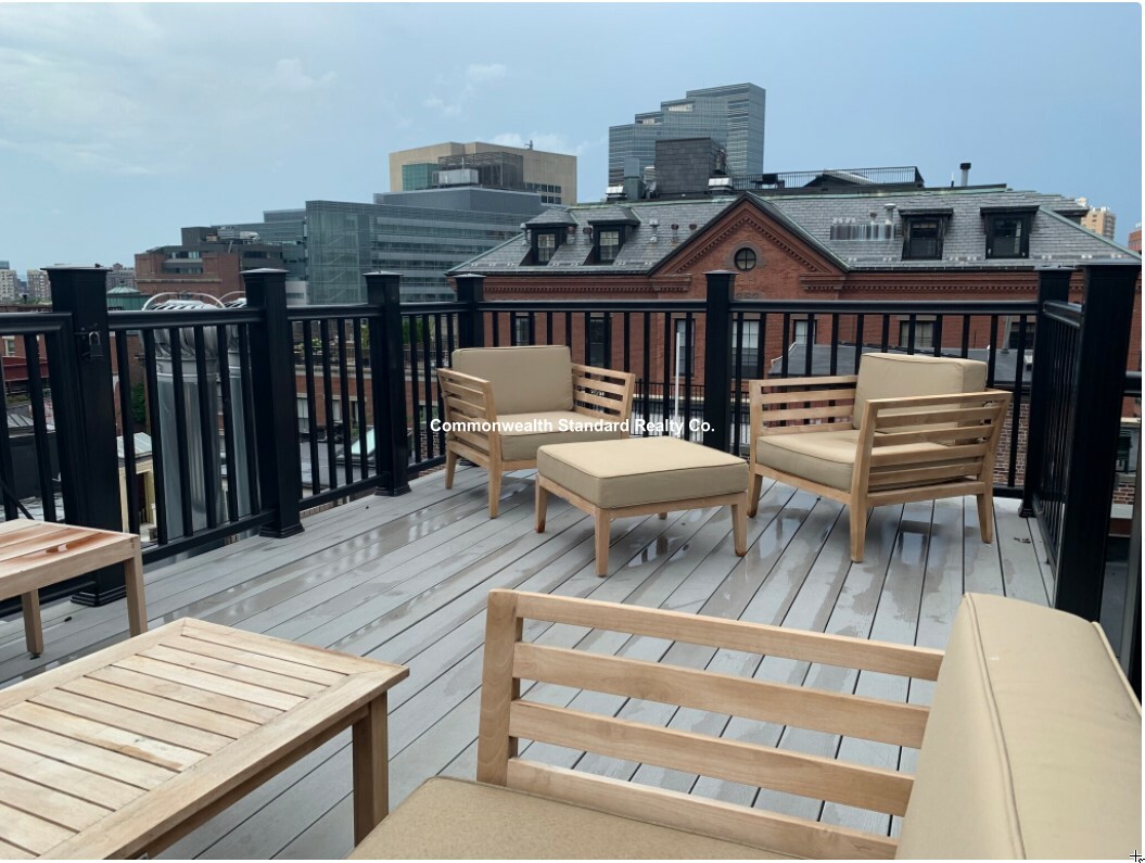 33 Anderson, Beacon Hill