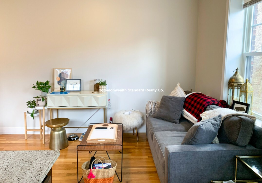 33 Anderson, Beacon Hill