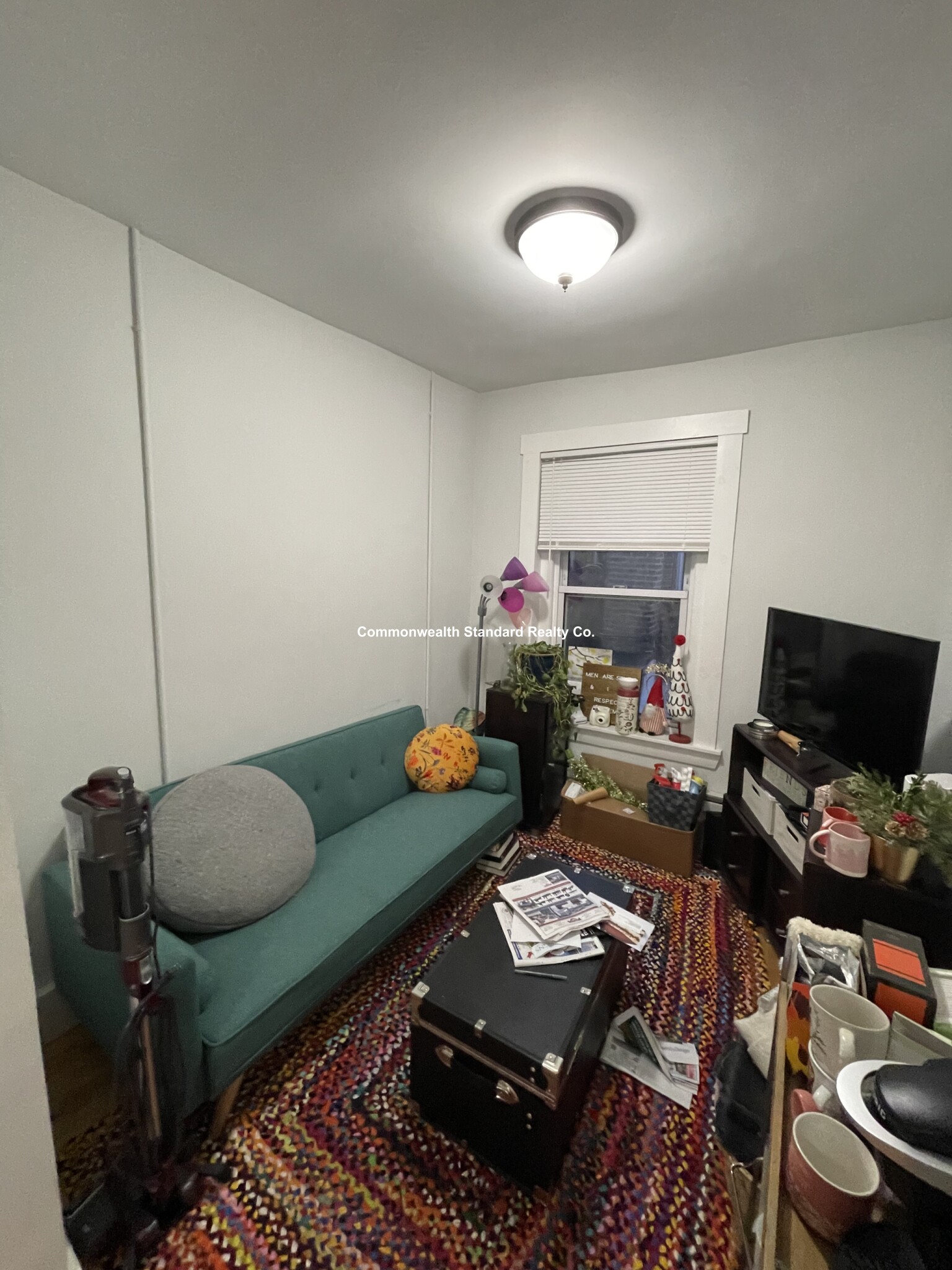 3 bed, 1 bath apartment for rent at 13 Margaret St Unit 2, North End — photo 4 of 16