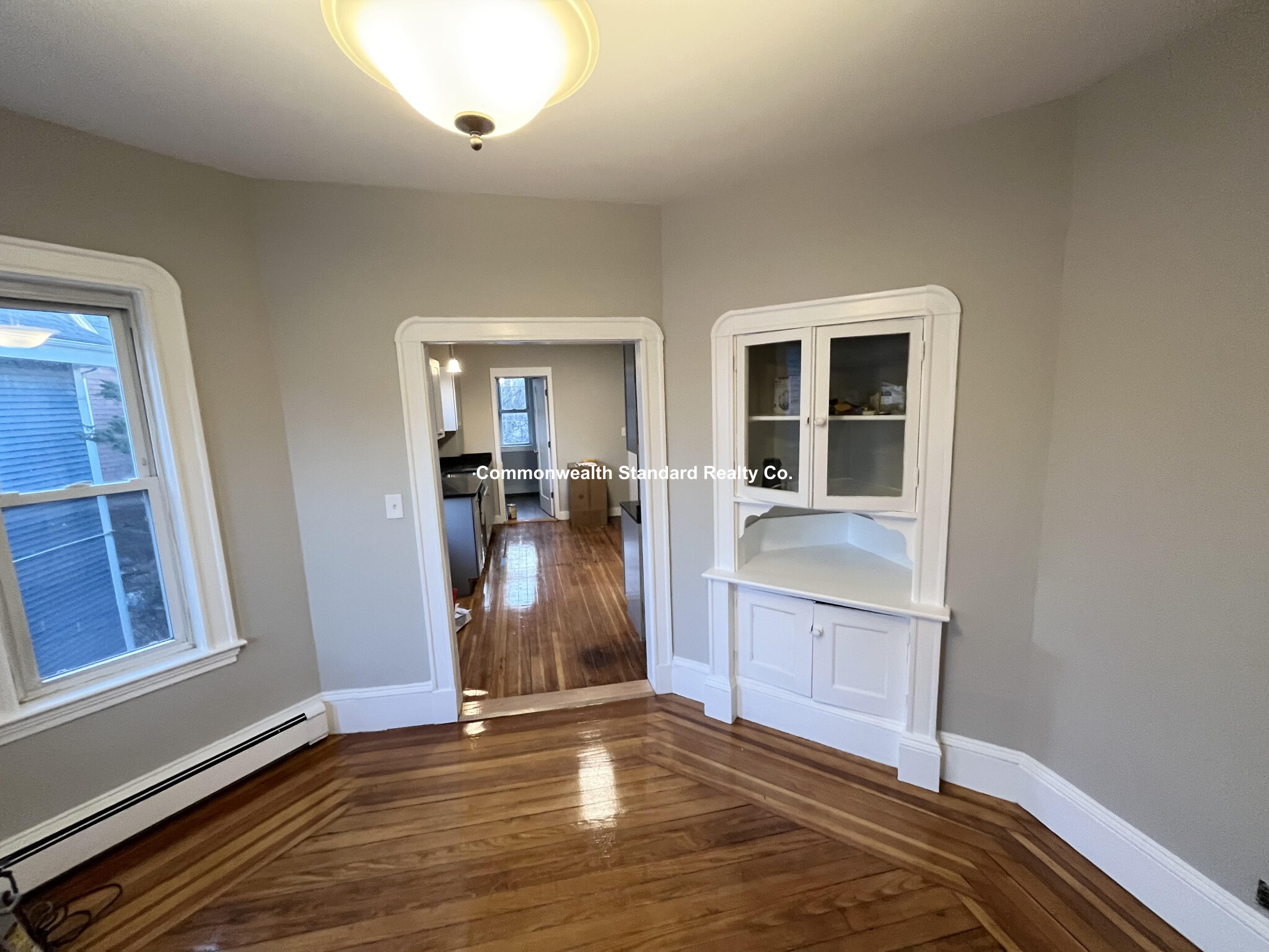 4 bed, 2 bath apartment for rent at 60 Elm St Unit 2, Davis Square — photo 2 of 27