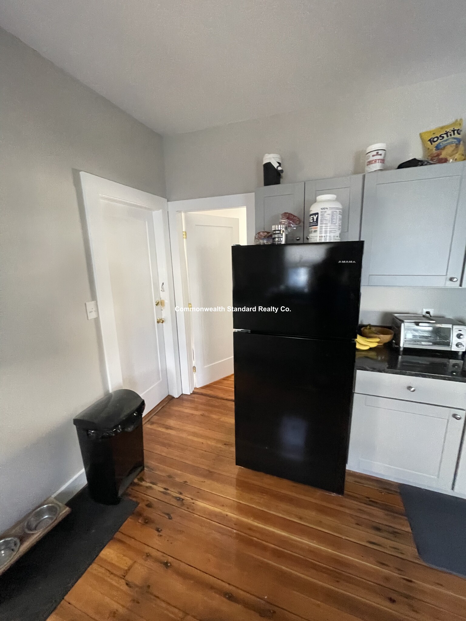 4 bed, 2 bath apartment for rent at 60 Elm St Unit 2, Davis Square — photo 11 of 27