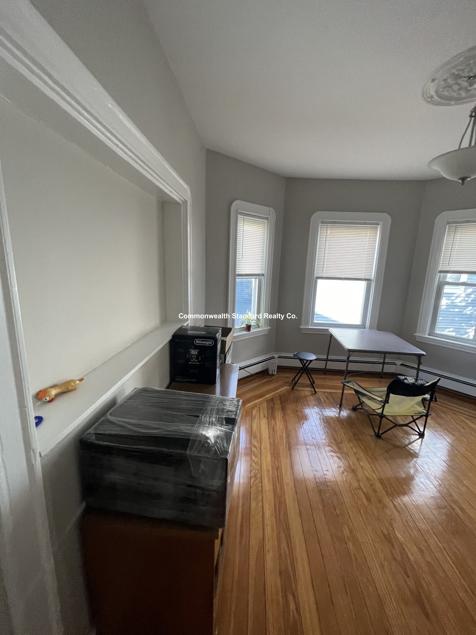 3 bed, 2 bath apartment for rent at 58 Elm St Unit 1, Porter Square — photo 15 of 18