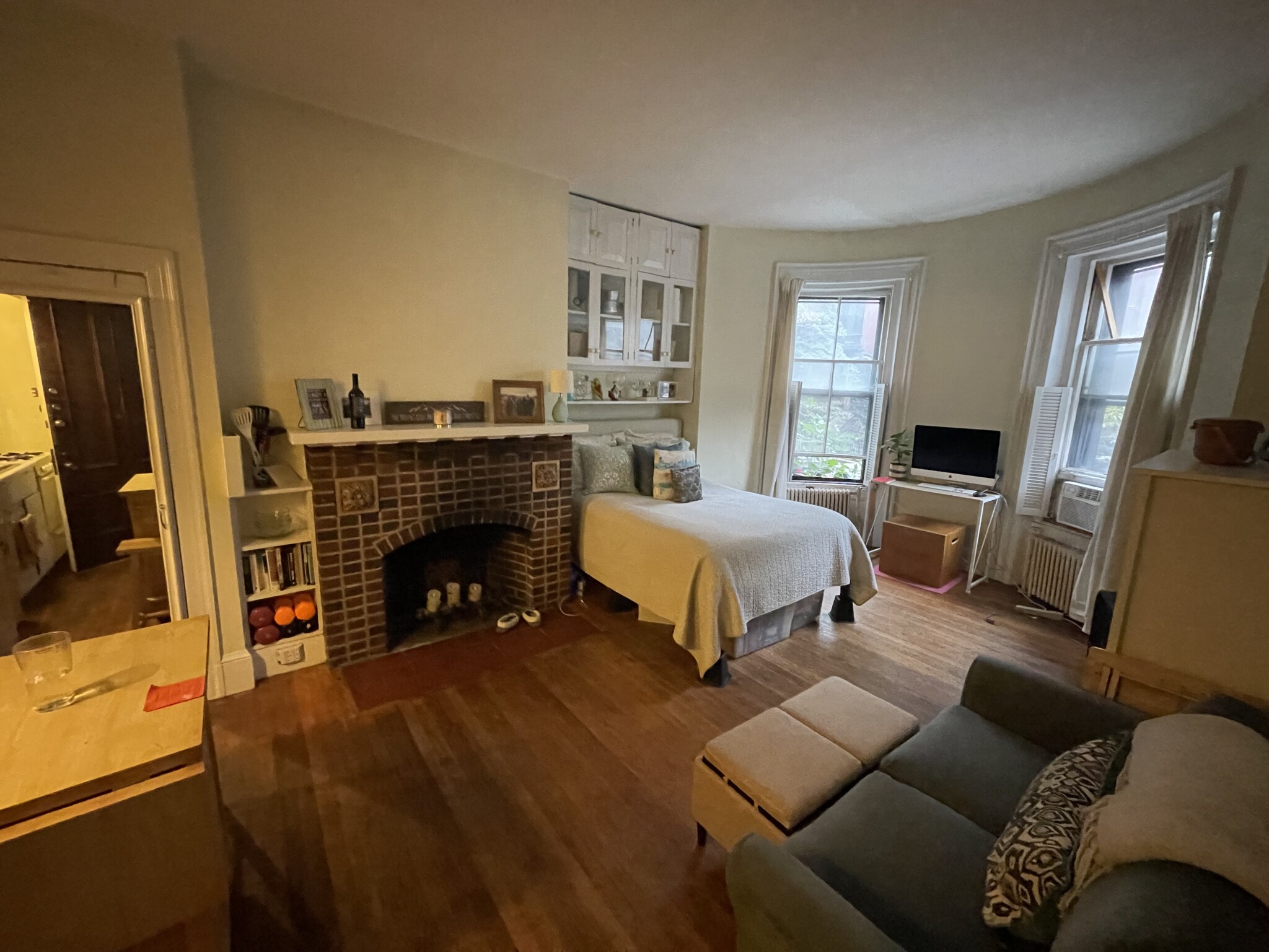 Studio bed, 1 bath apartment for rent at 8 Brimmer St Unit 1A, Beacon Hill — photo 10 of 14