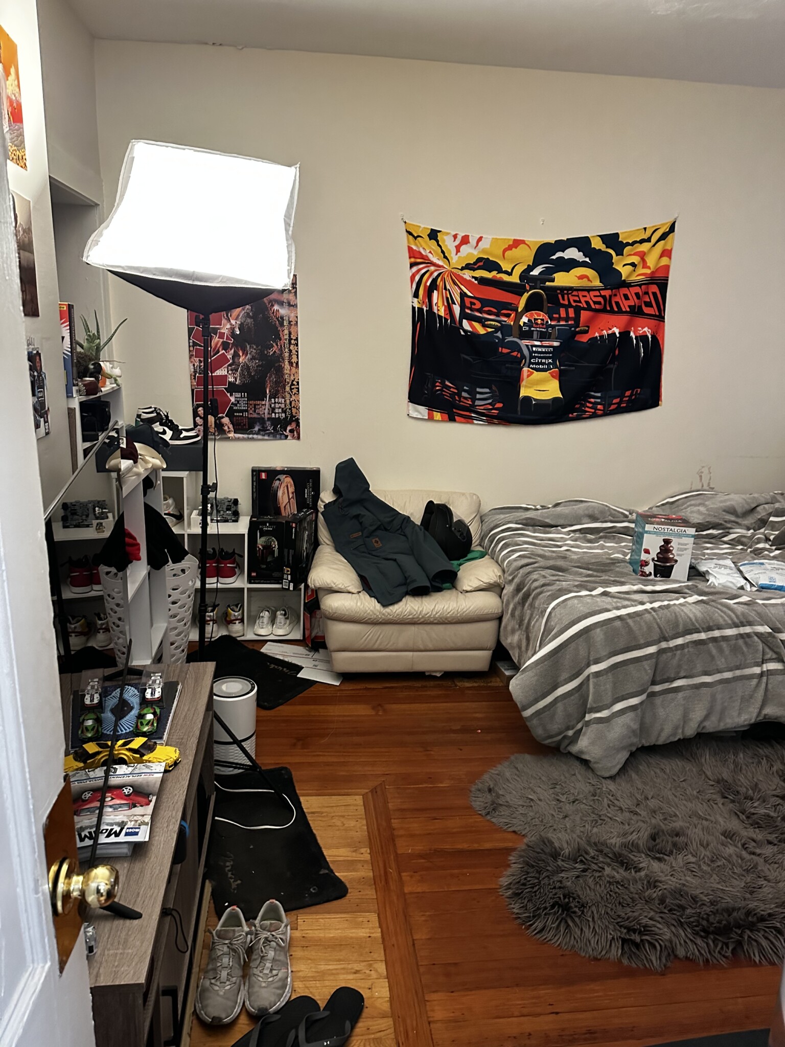3 bed, 2 bath apartment for rent at 7 Miner Unit 2, Fenway — photo 1 of 15
