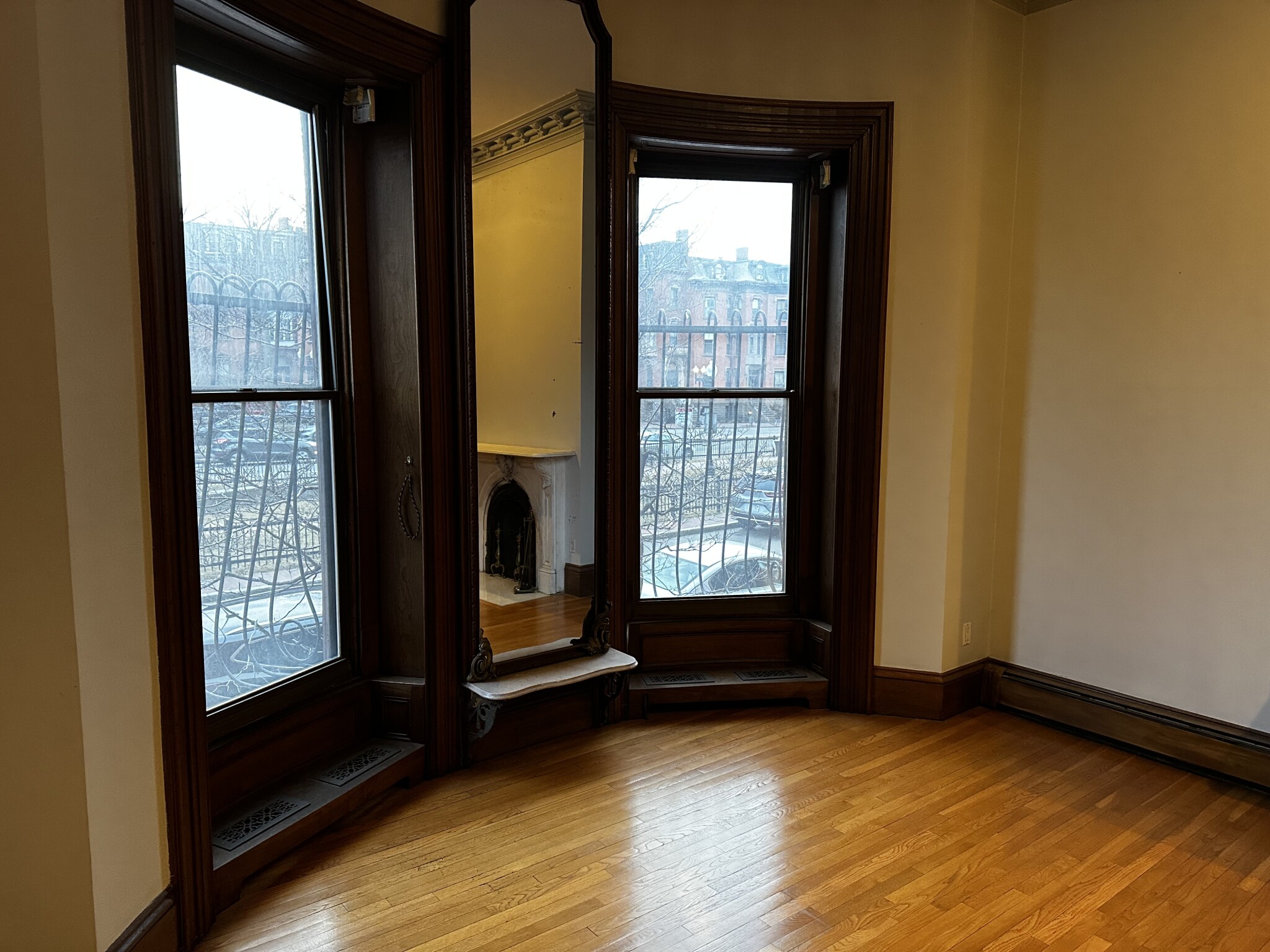 540 Massachusetts Ave, South End