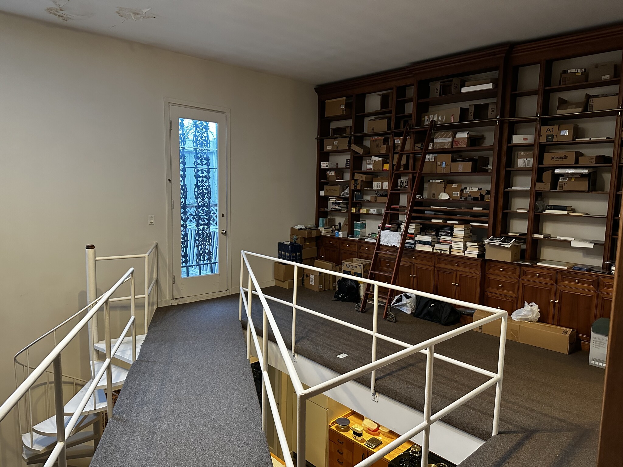 540 Massachusetts Ave, South End