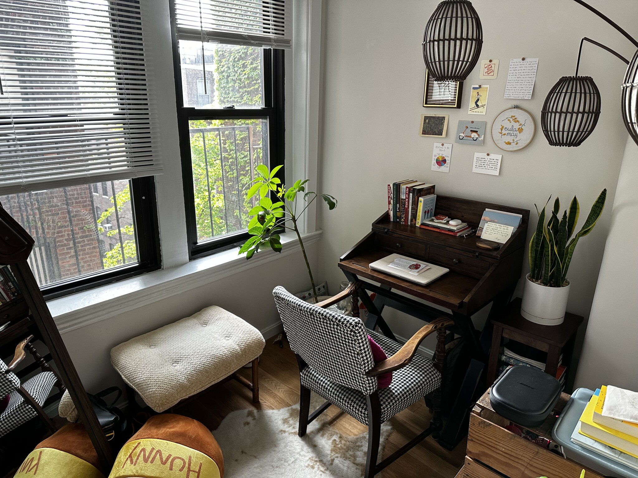 2 bed, 1 bath apartment for rent at 35 Grove St Unit 5, Beacon Hill — photo 6 of 8