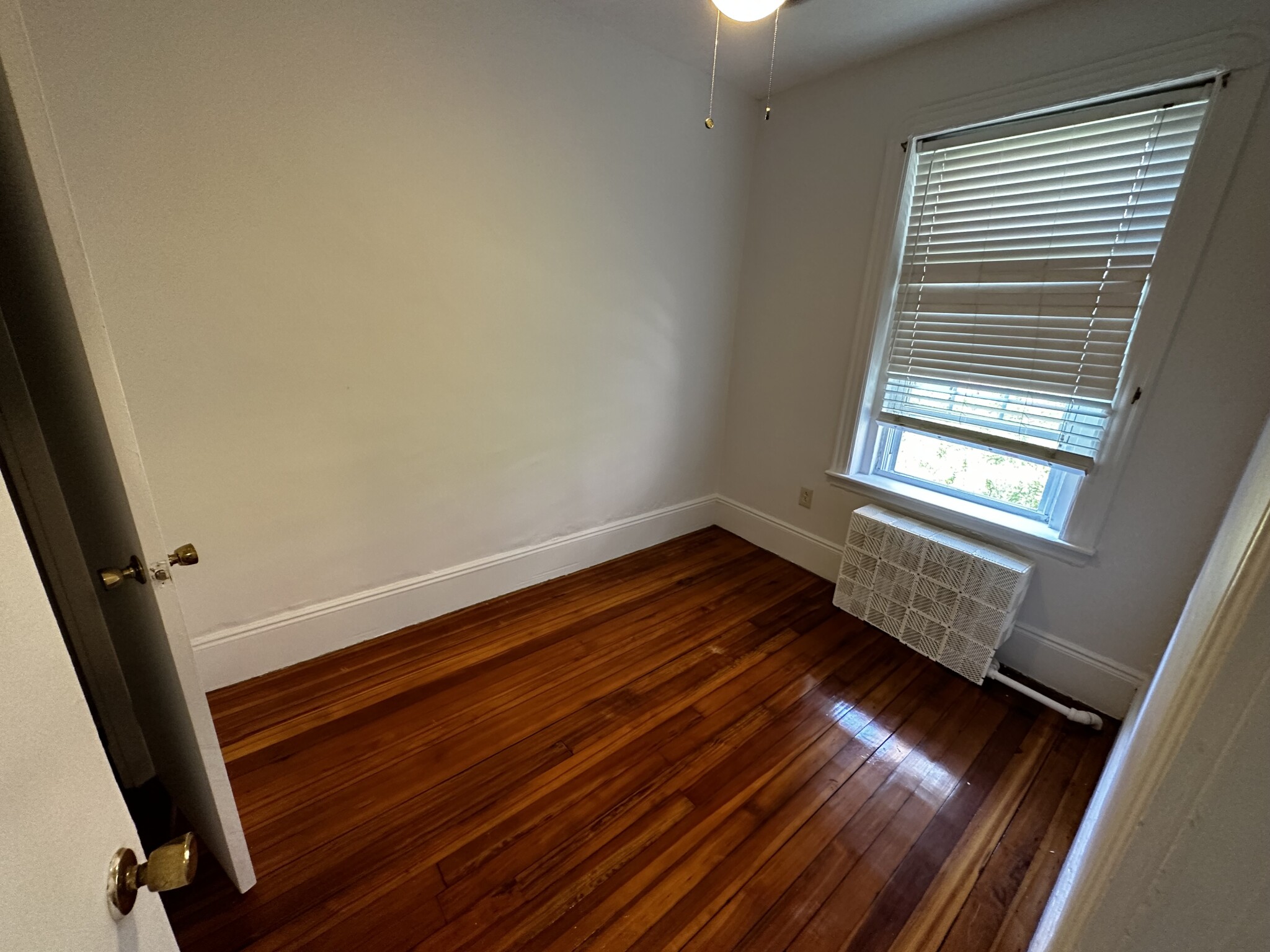 1 bed, 1 bath apartment for rent at 28 Myrtle St Unit 1F, Beacon Hill — photo 2 of 14