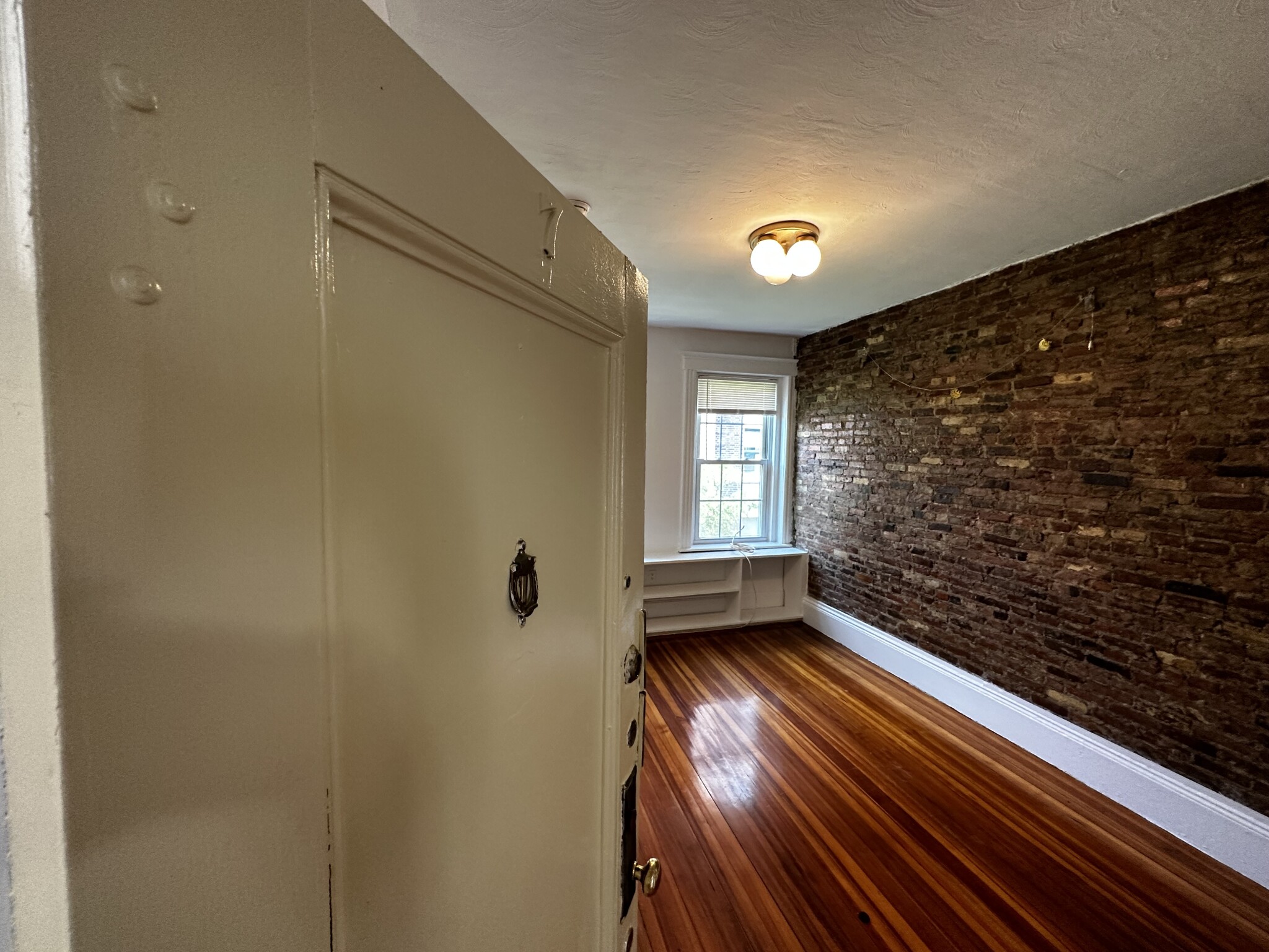 1 bed, 1 bath apartment for rent at 28 Myrtle St Unit 1F, Beacon Hill — photo 4 of 14