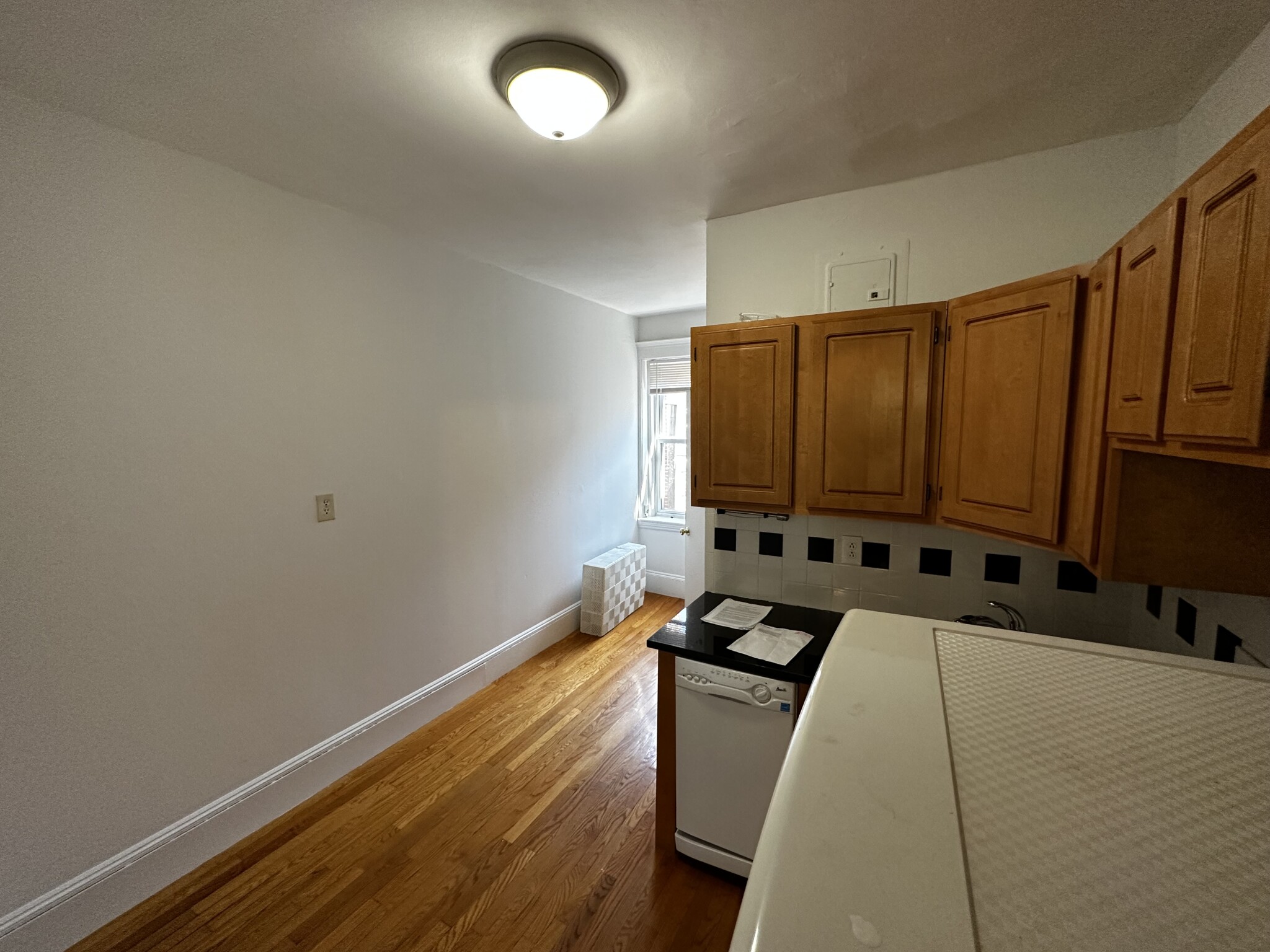 1 bed, 1 bath apartment for rent at 28 Myrtle St Unit 1F, Beacon Hill — photo 14 of 14