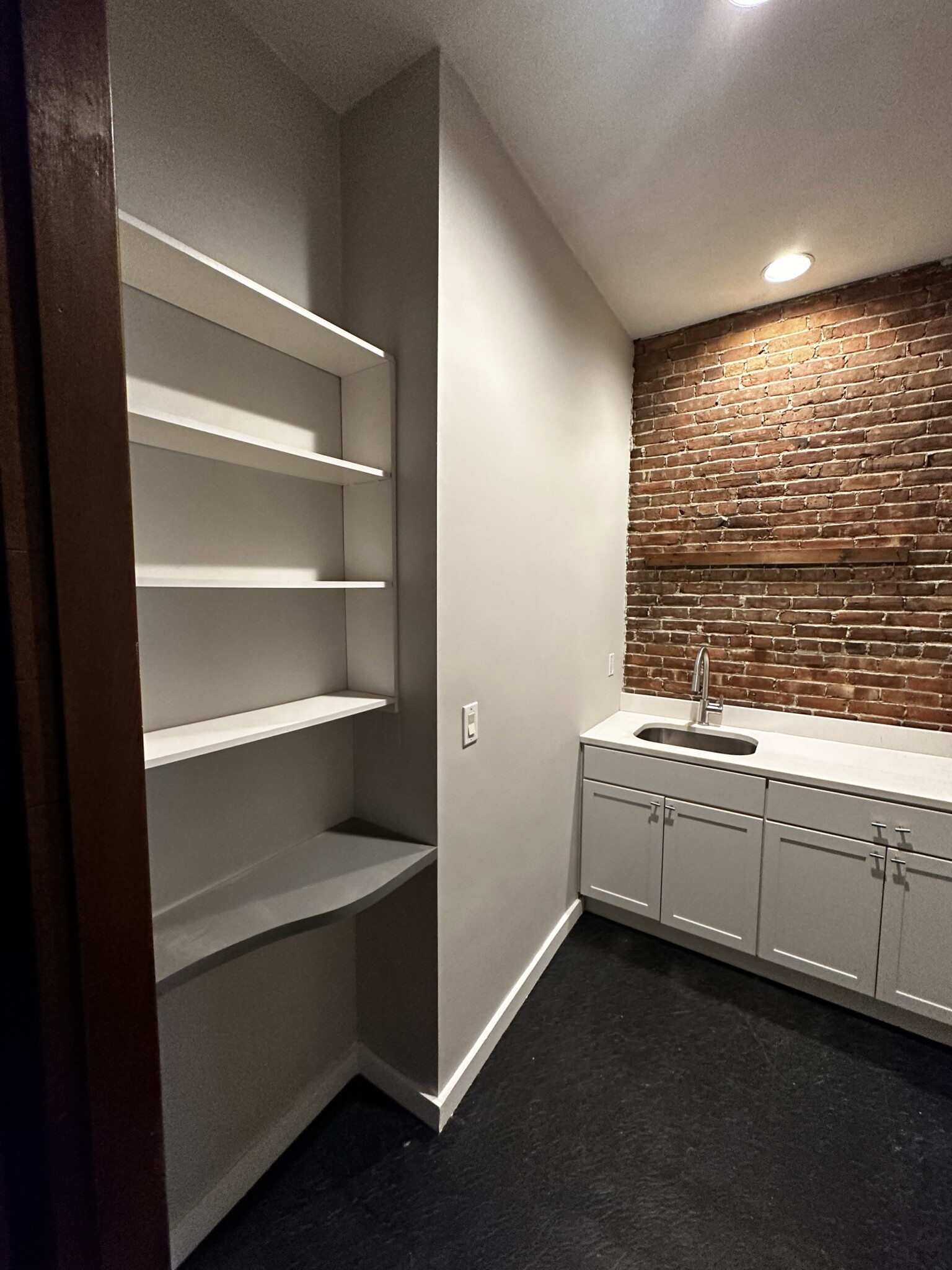 540 Massachusetts Ave, South End