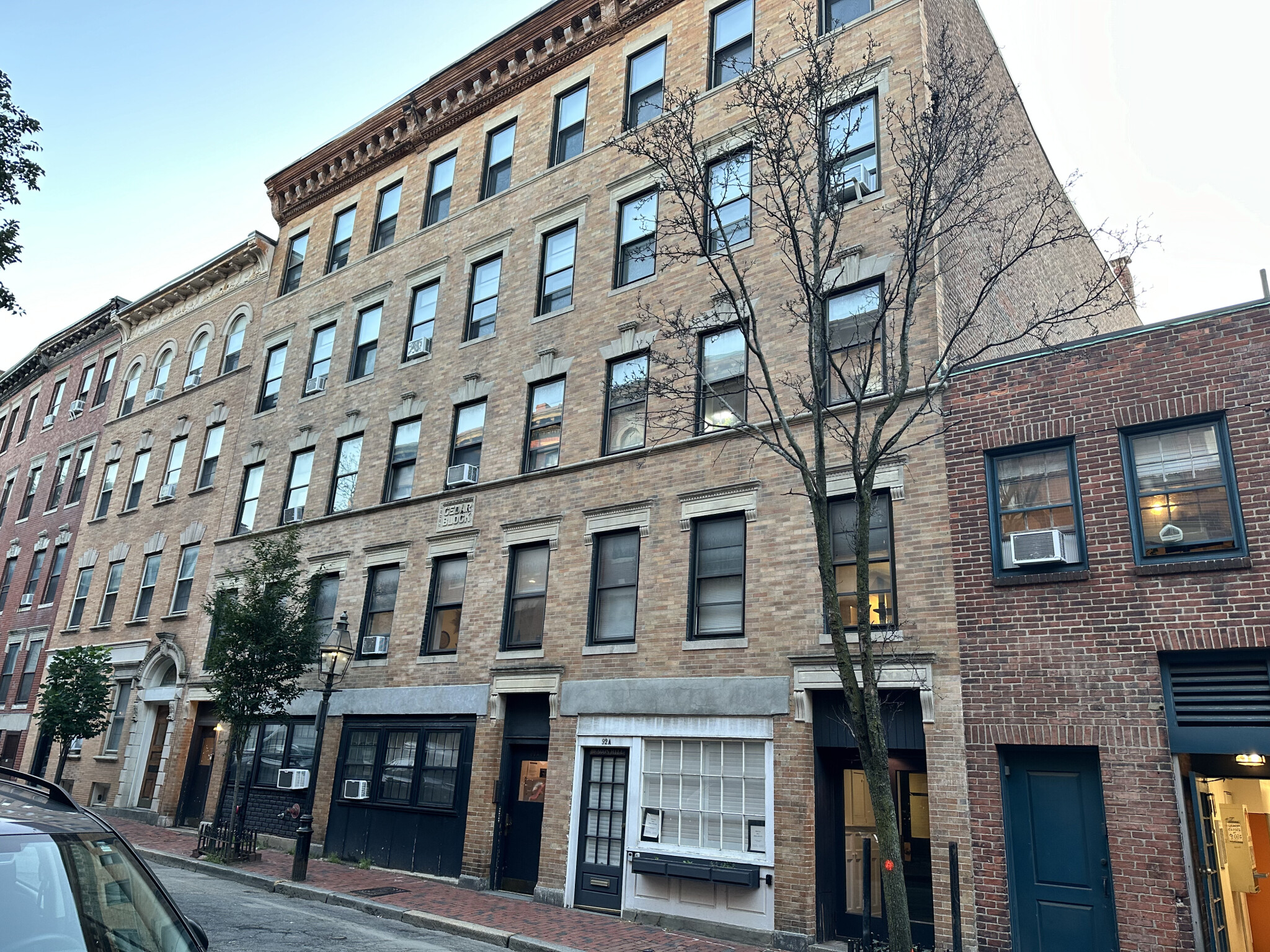 92 West Cedar, Beacon Hill