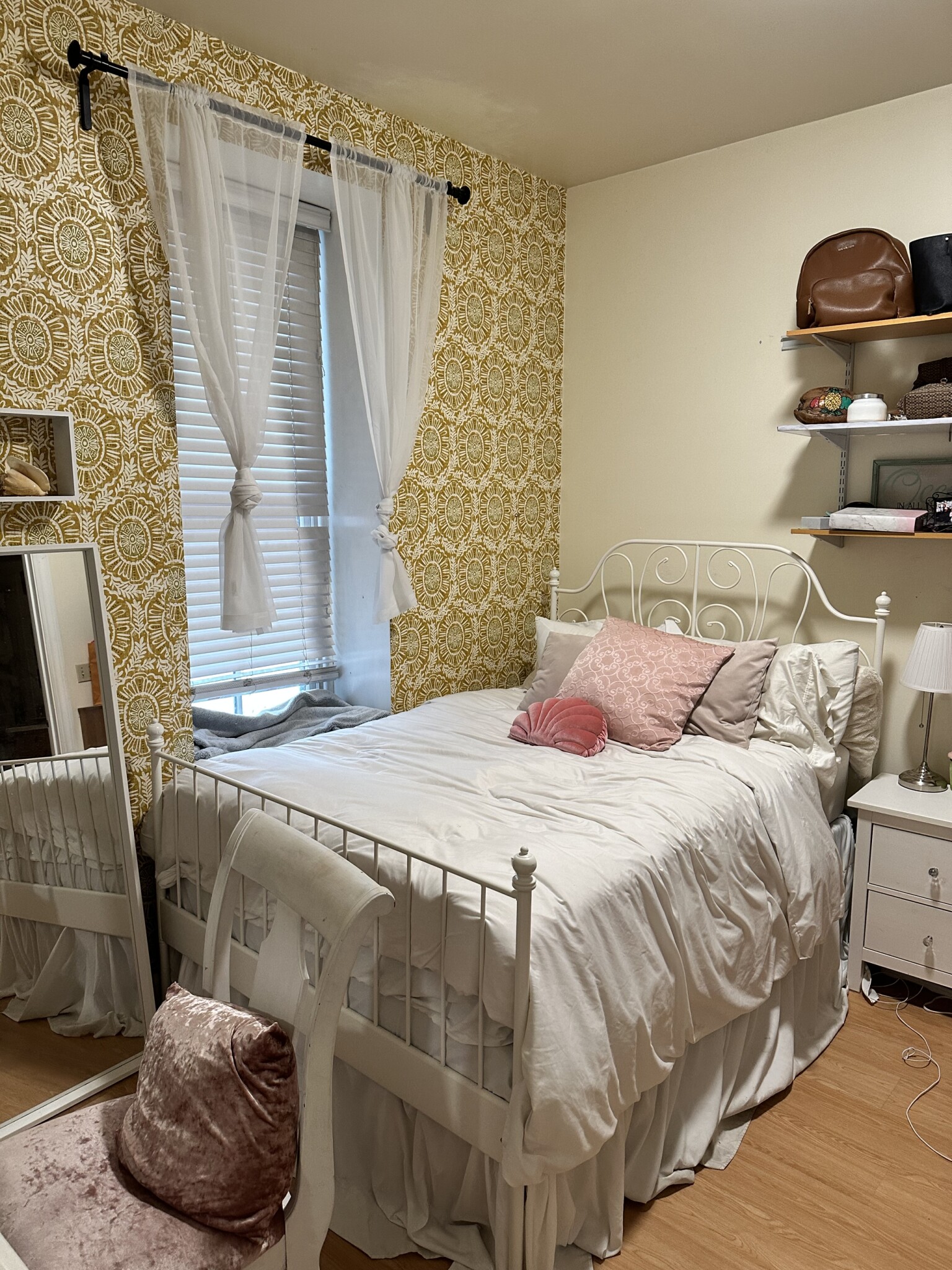 1 bed, 1 bath apartment for rent at 30 East Concord St Unit 5, South End — photo 1 of 16