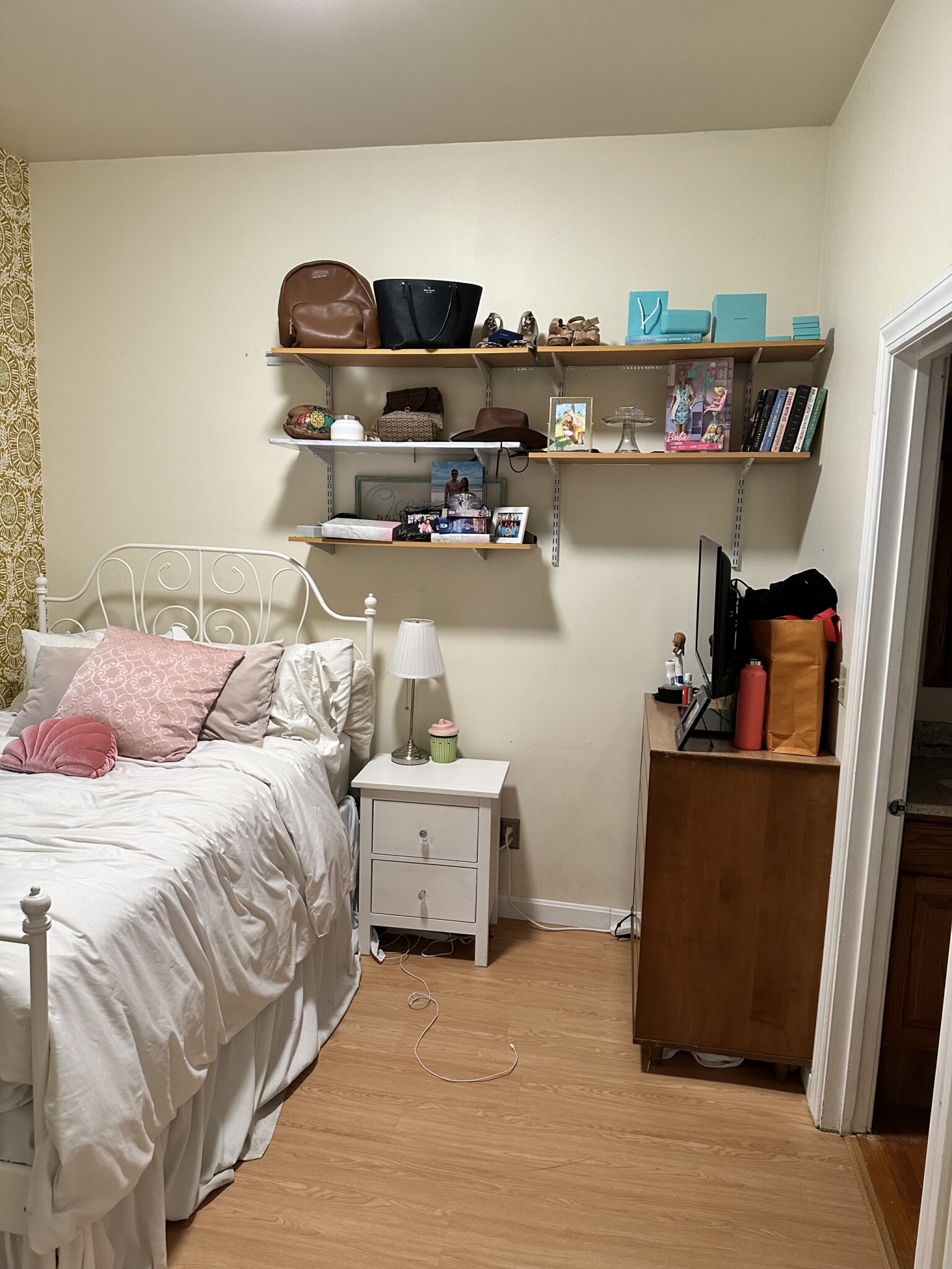 1 bed, 1 bath apartment for rent at 30 East Concord St Unit 5, South End — photo 15 of 16