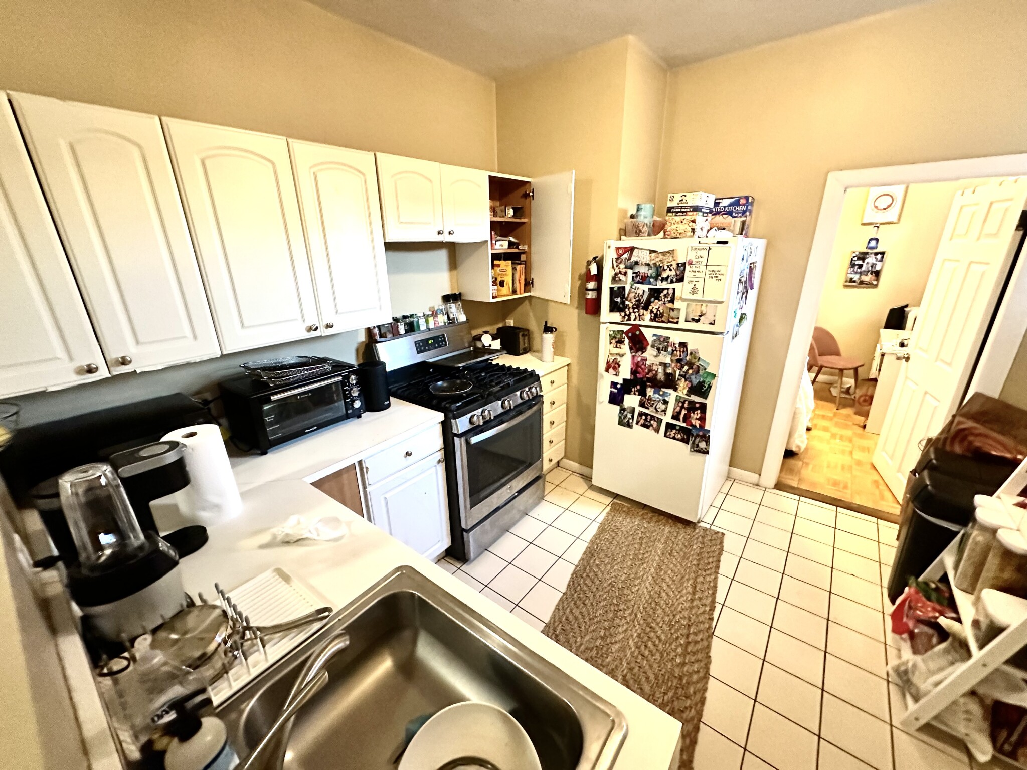 4 bed, 1 bath apartment for rent at 68 Egmont St Unit 5, Coolidge Corner — photo 15 of 16