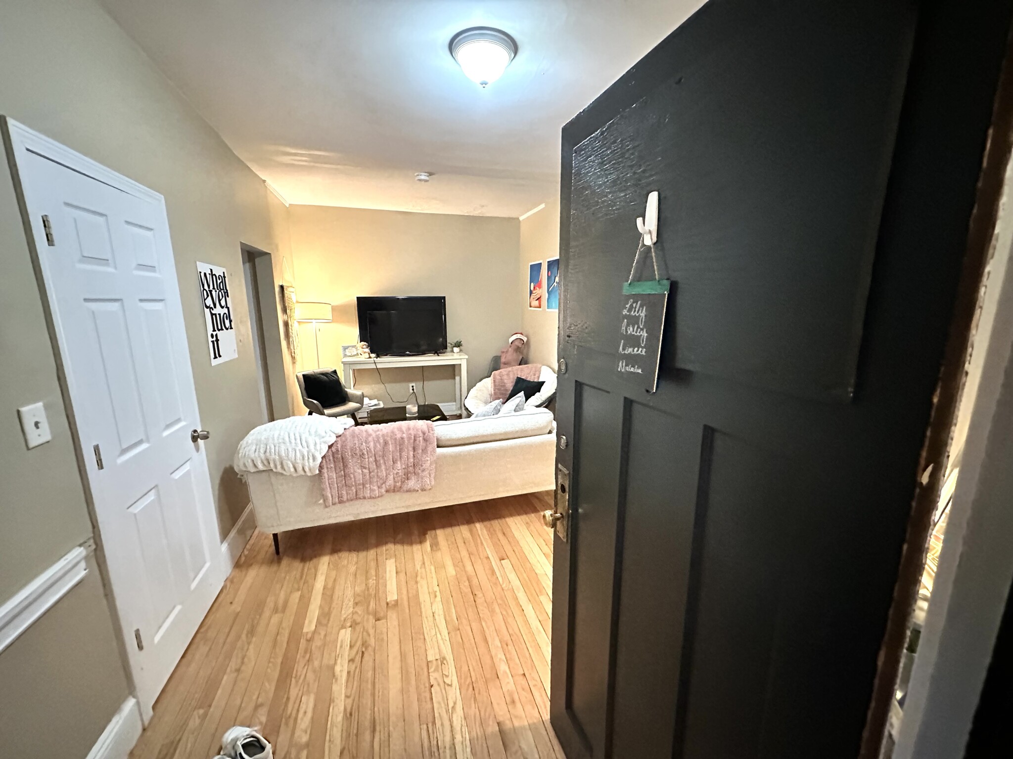4 bed, 1 bath apartment for rent at 68 Egmont St Unit 5, Coolidge Corner — photo 14 of 16