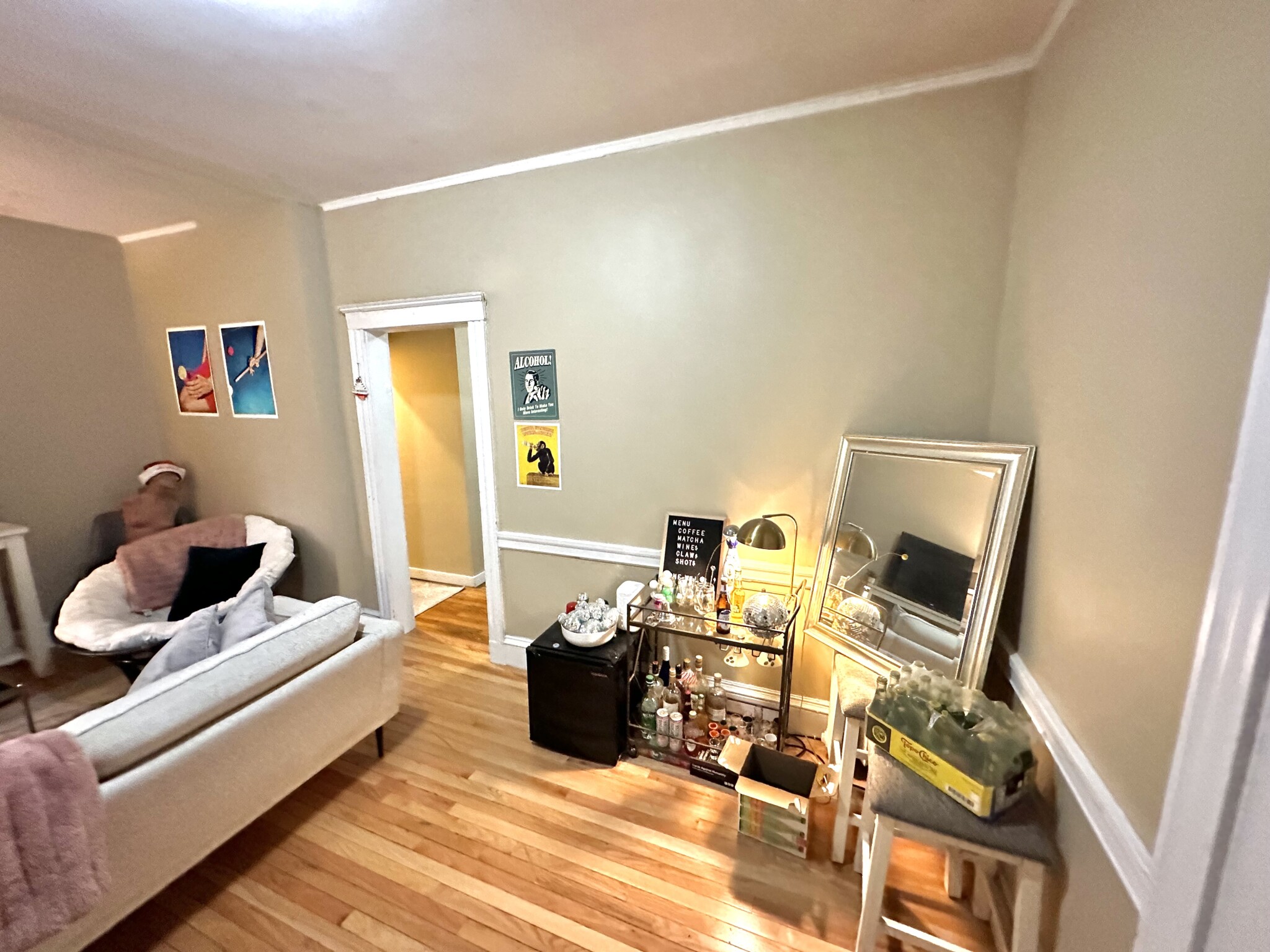 4 bed, 1 bath apartment for rent at 68 Egmont St Unit 5, Coolidge Corner — photo 3 of 16