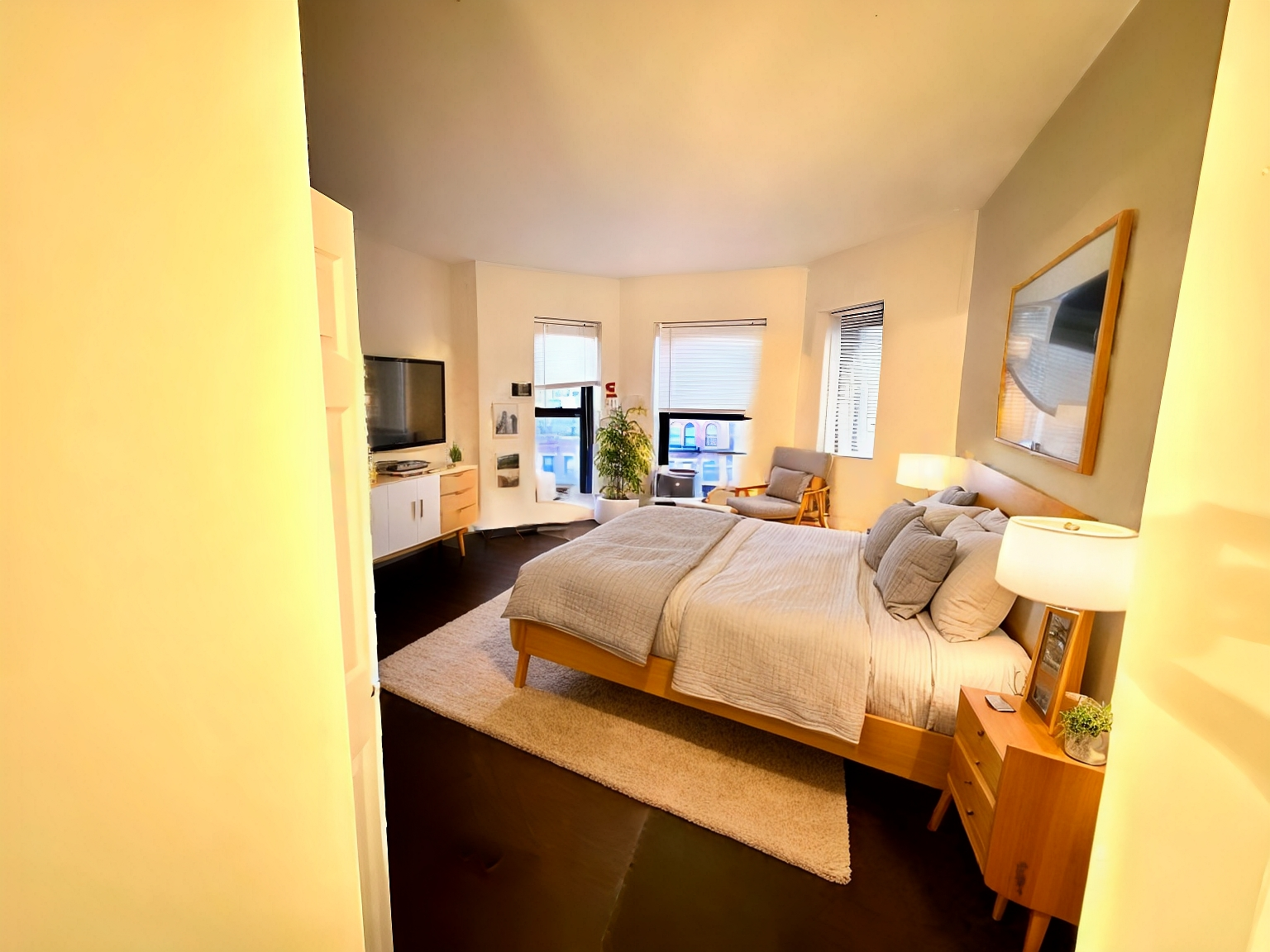 829 Beacon St, Fenway