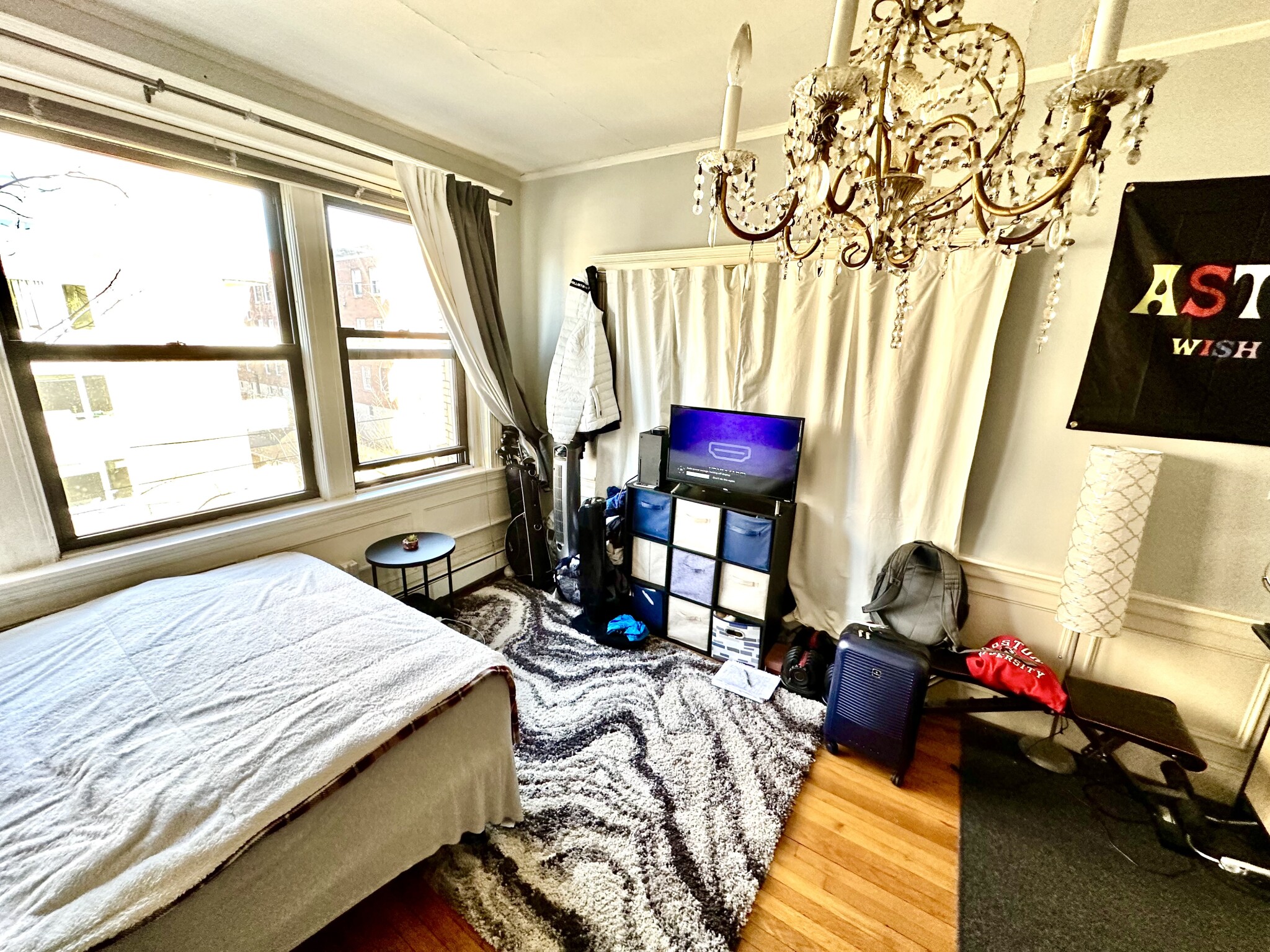 5 bed, 2 bath apartment for rent at 215 Saint Paul St Unit 3, Coolidge Corner — photo 24 of 26