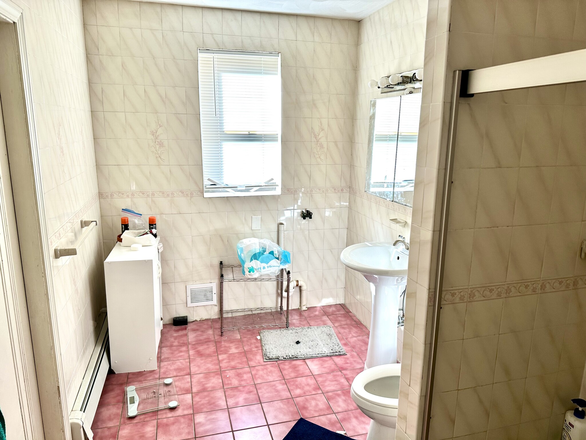 5 bed, 2 bath apartment for rent at 215 Saint Paul St Unit 3, Coolidge Corner — photo 12 of 26
