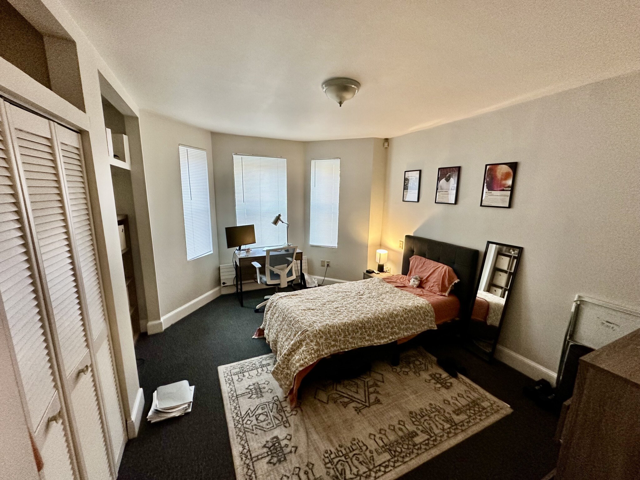 1 split bed, 1 bath apartment for rent at 829 Beacon Unit 1B, Fenway — photo 11 of 12