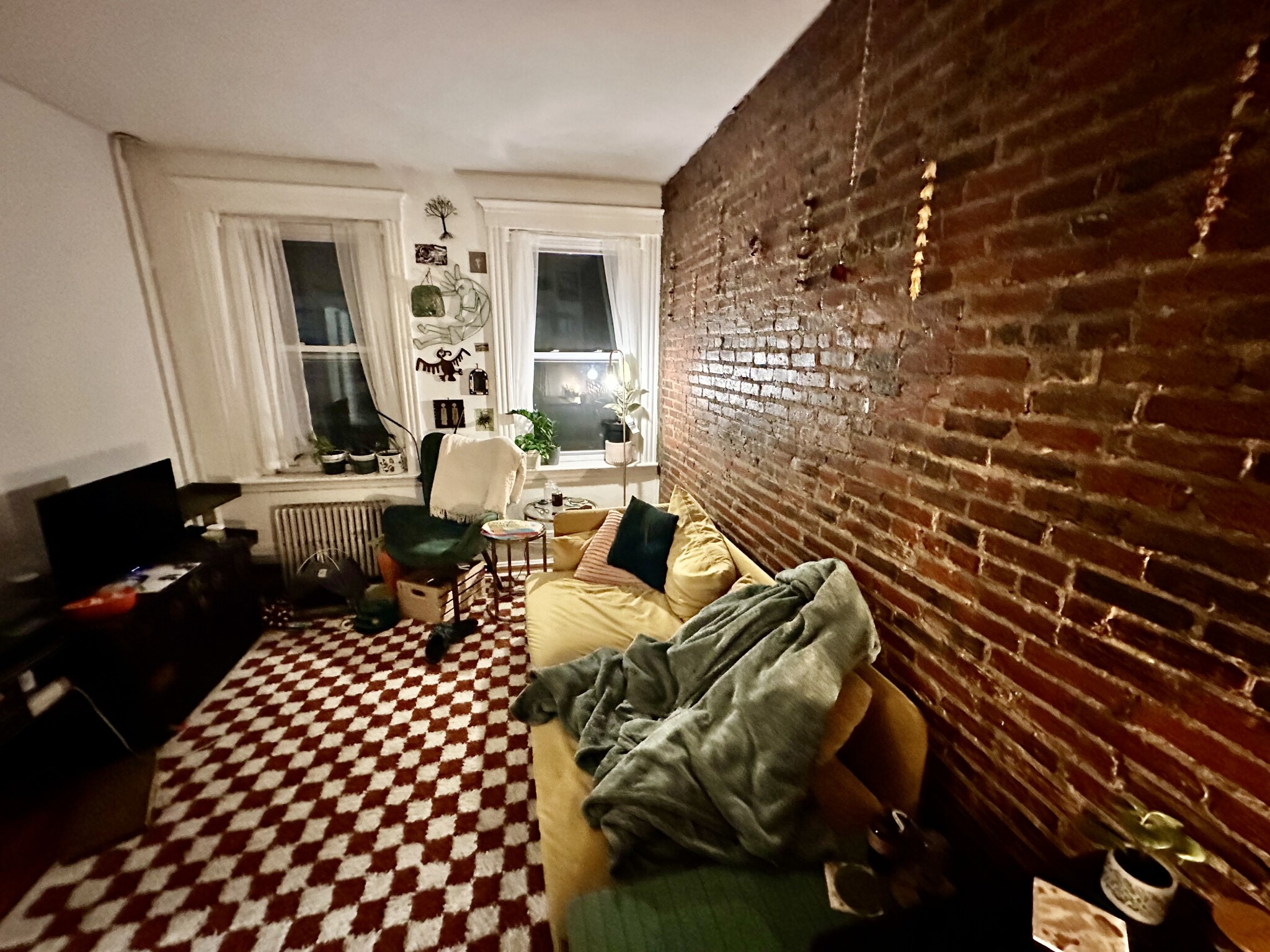 28 Myrtle, Beacon Hill