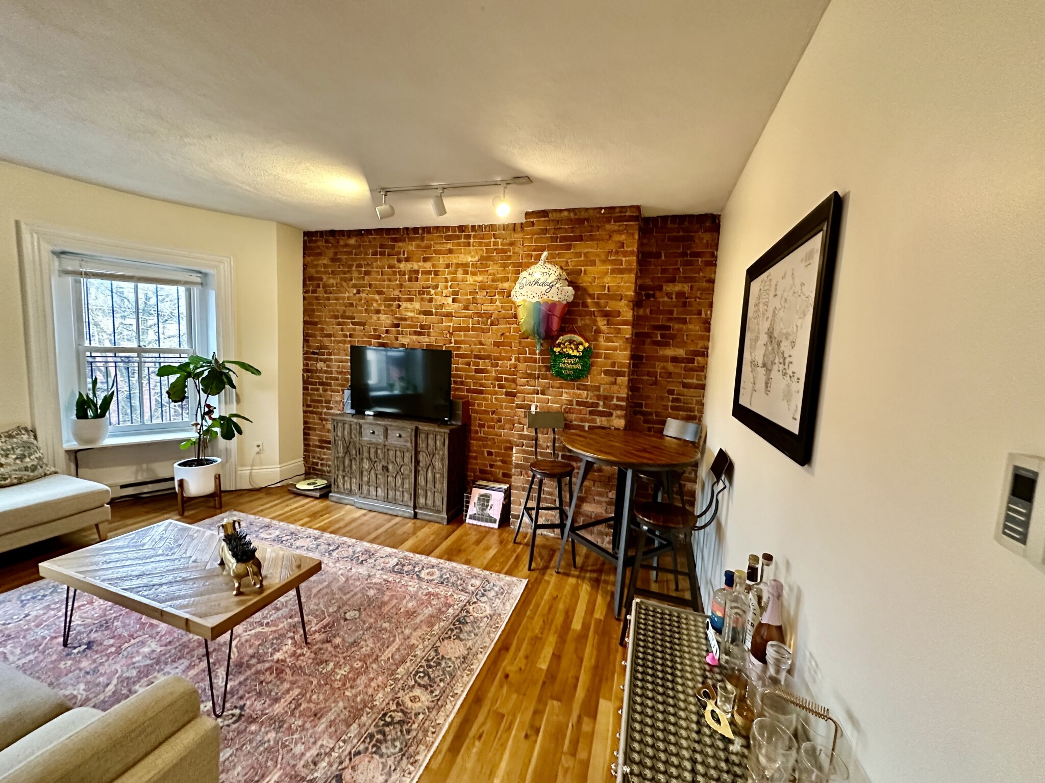 3 Worcester Sq, South End