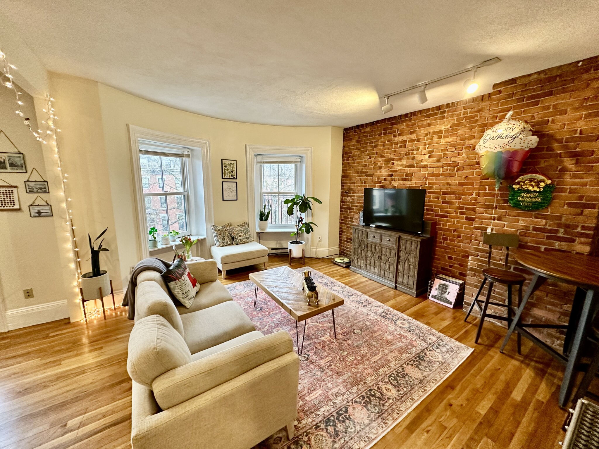 3 Worcester Sq, South End