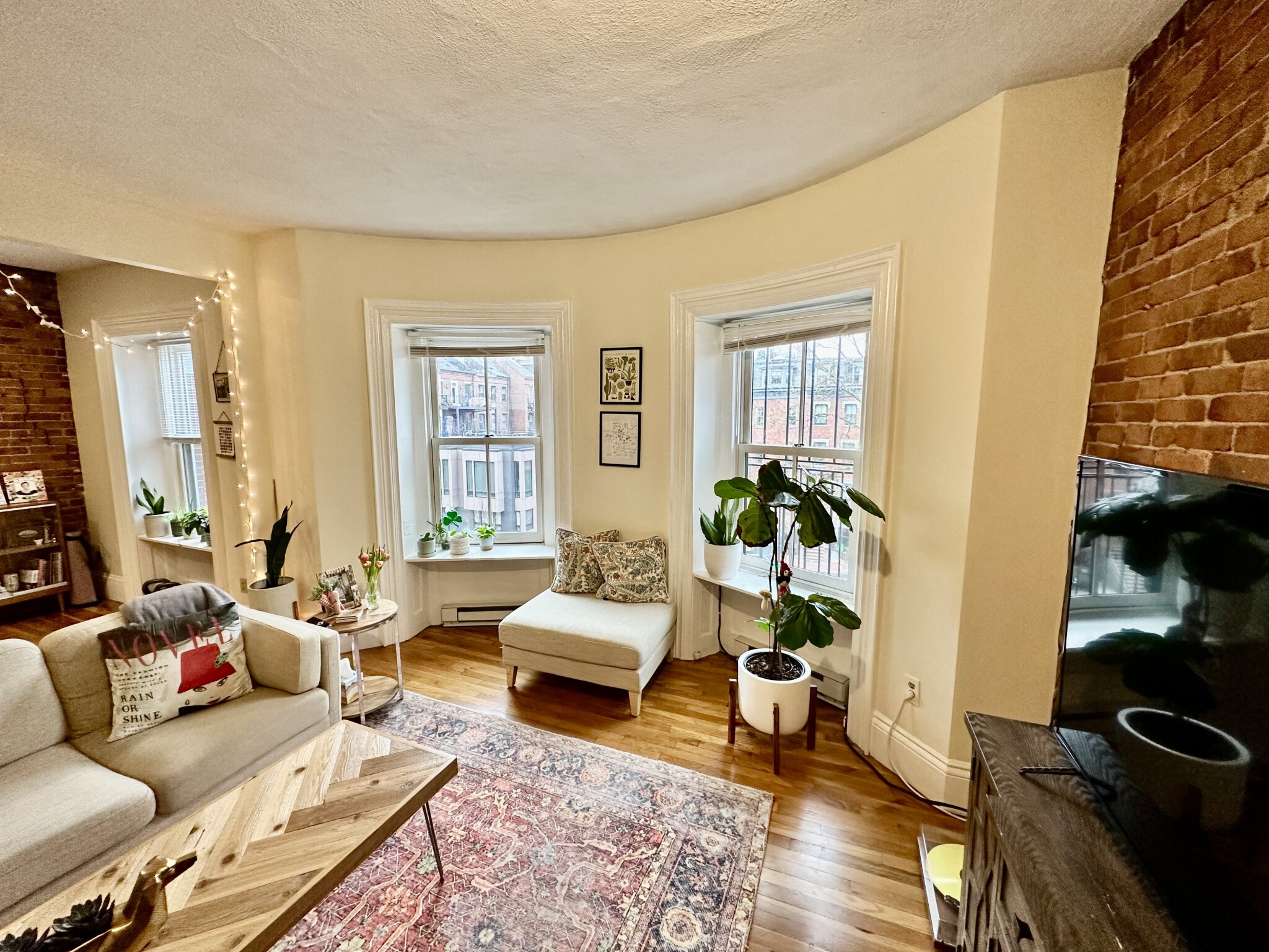 3 Worcester Sq, South End