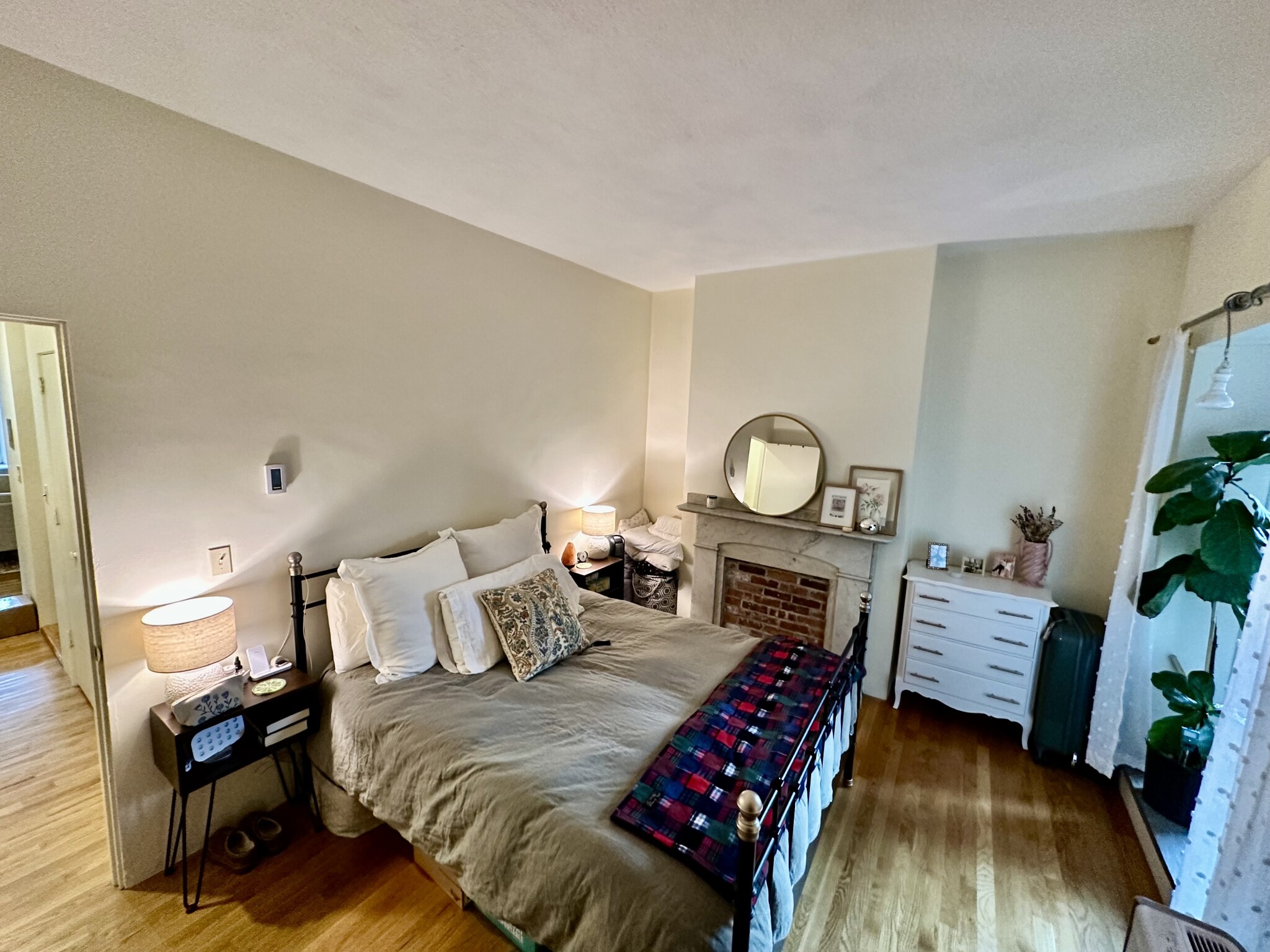 3 Worcester Sq, South End