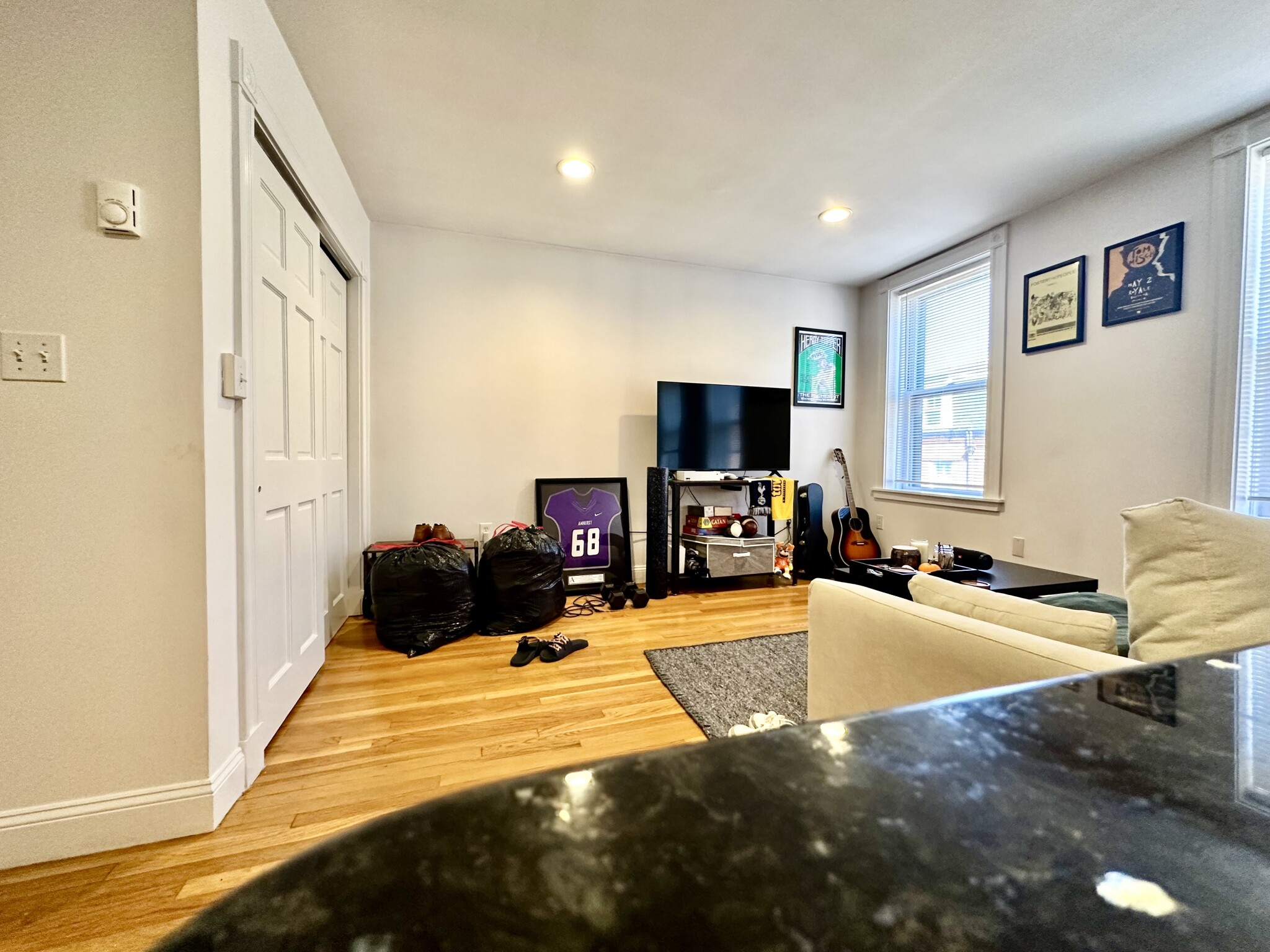 1 bed, 1 bath apartment for rent at 92 West Cedar St Unit 5F, Beacon Hill — photo 2 of 17