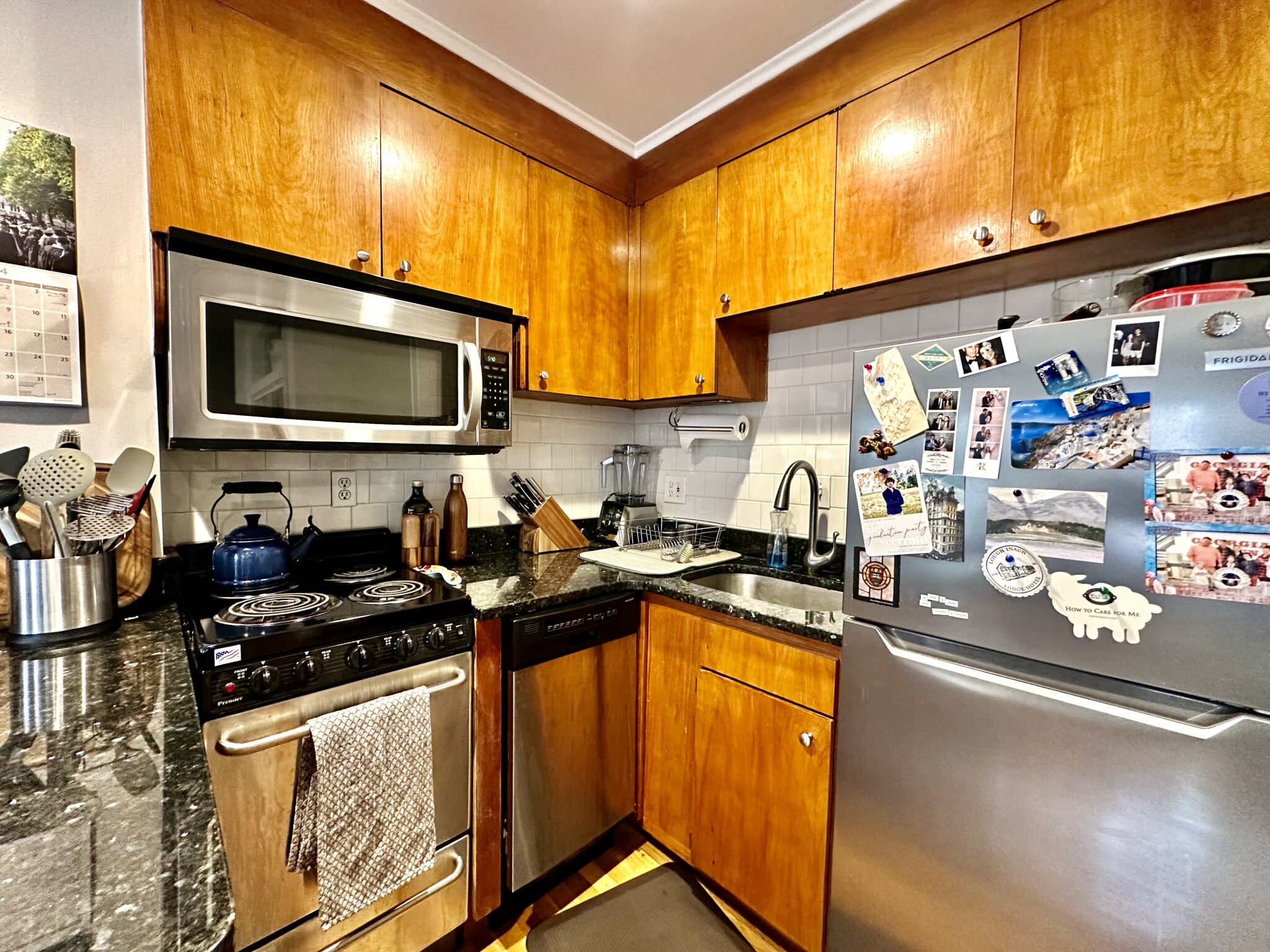 92 West Cedar, Beacon Hill