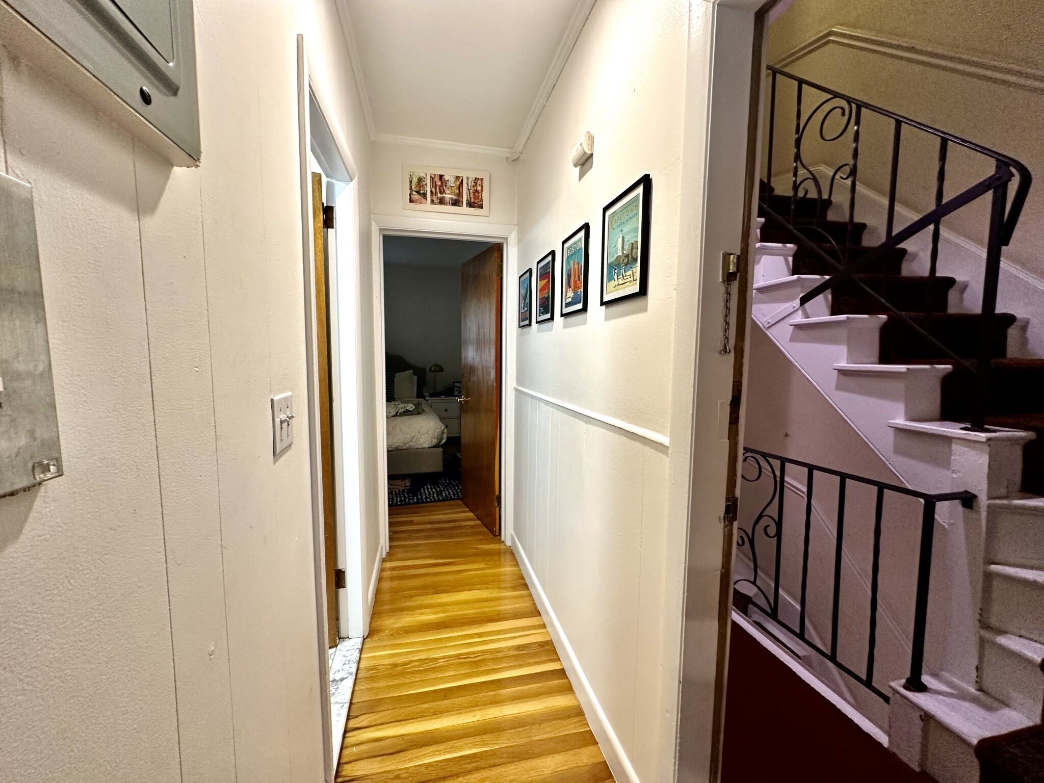 92 West Cedar, Beacon Hill