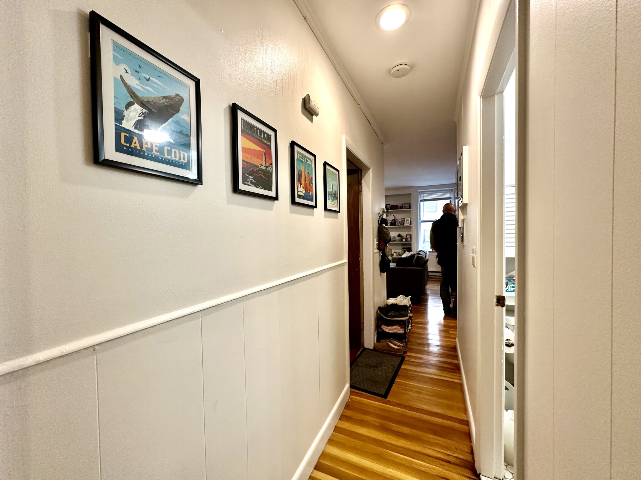 92 West Cedar, Beacon Hill