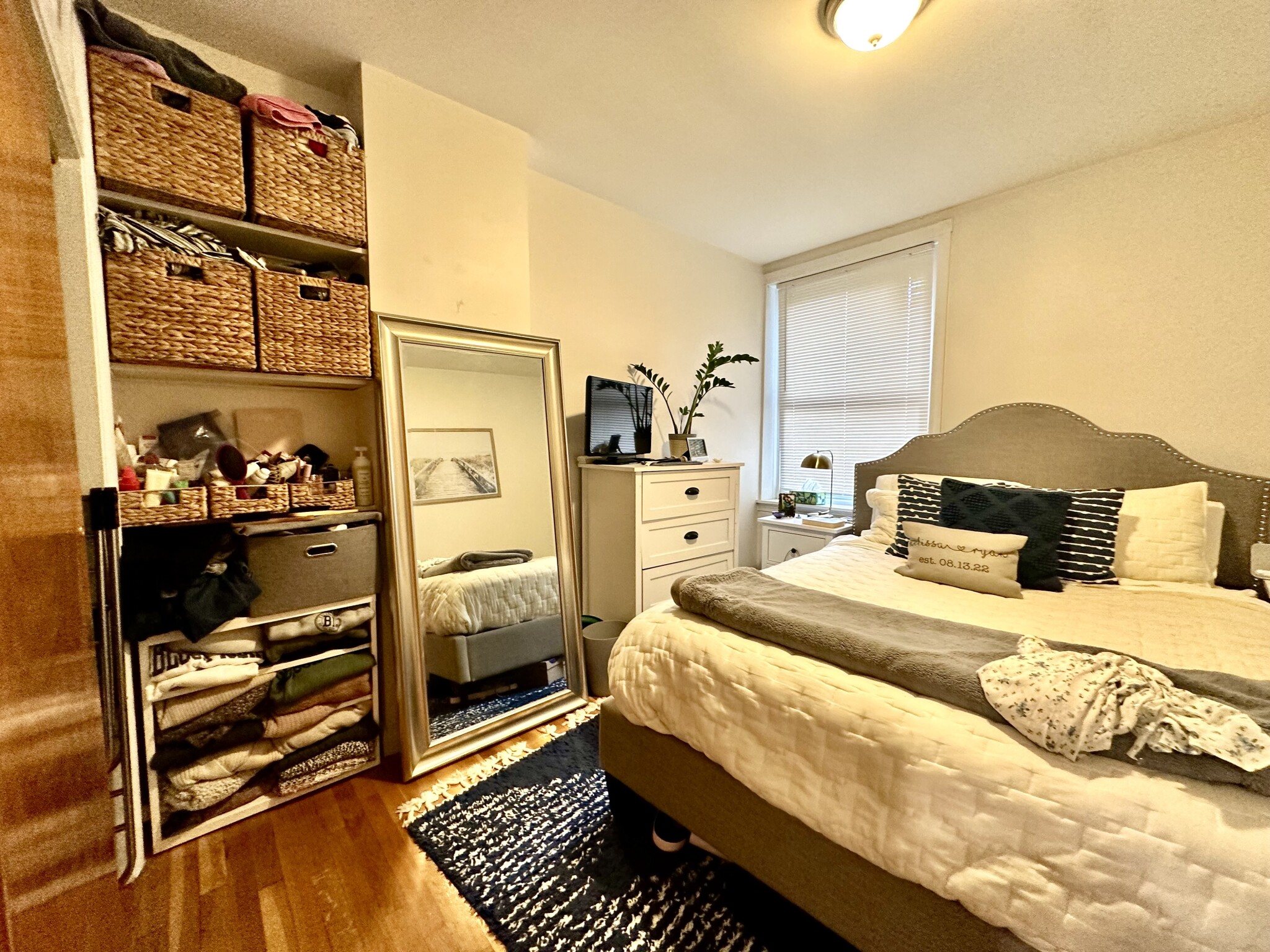 92 West Cedar, Beacon Hill