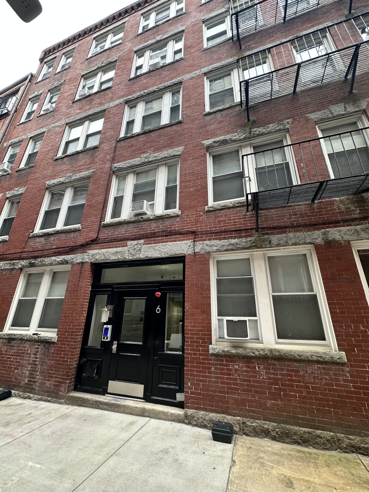 6 Cleveland Pl, North End