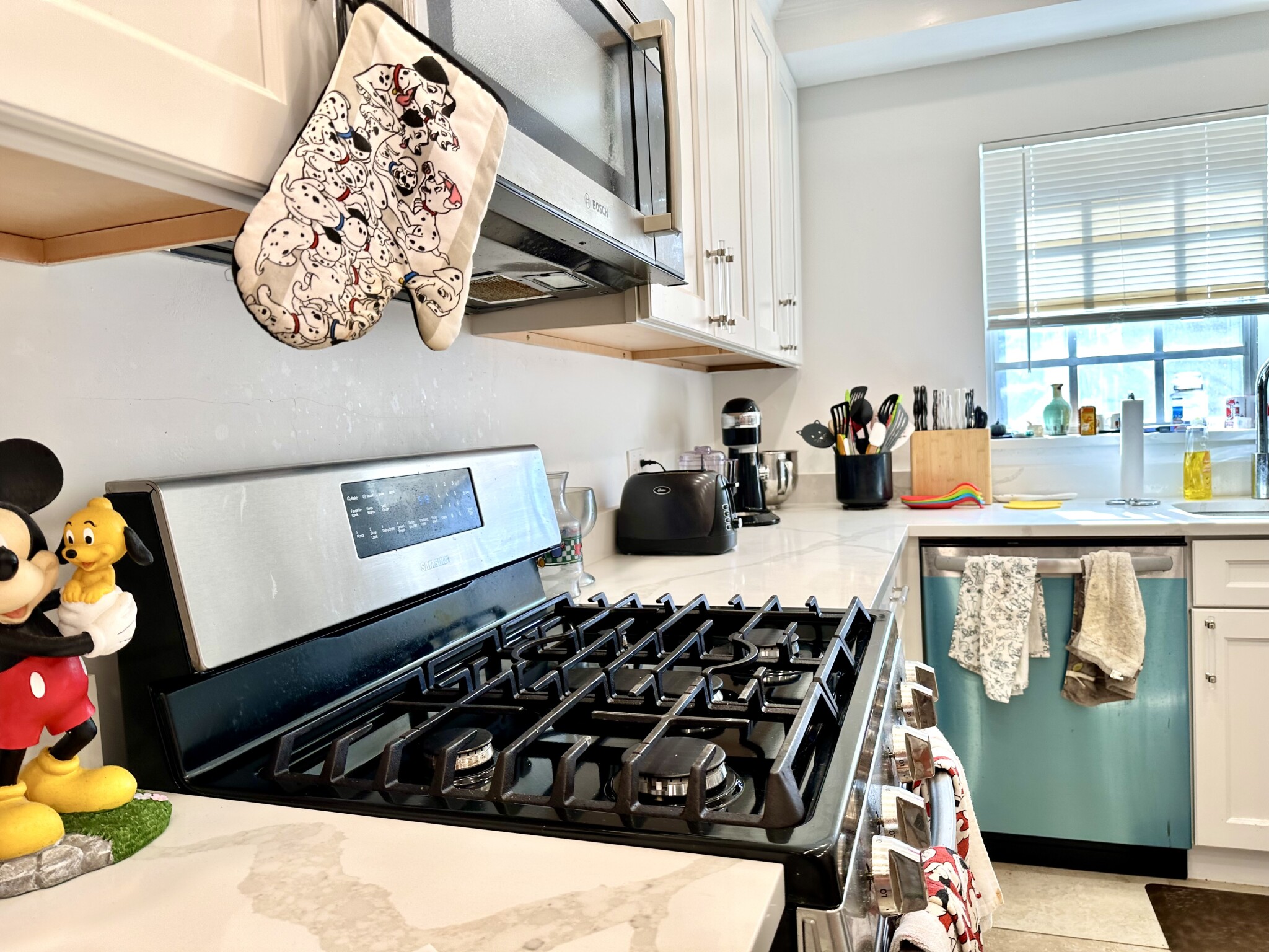 166 Lake Shore, Brighton